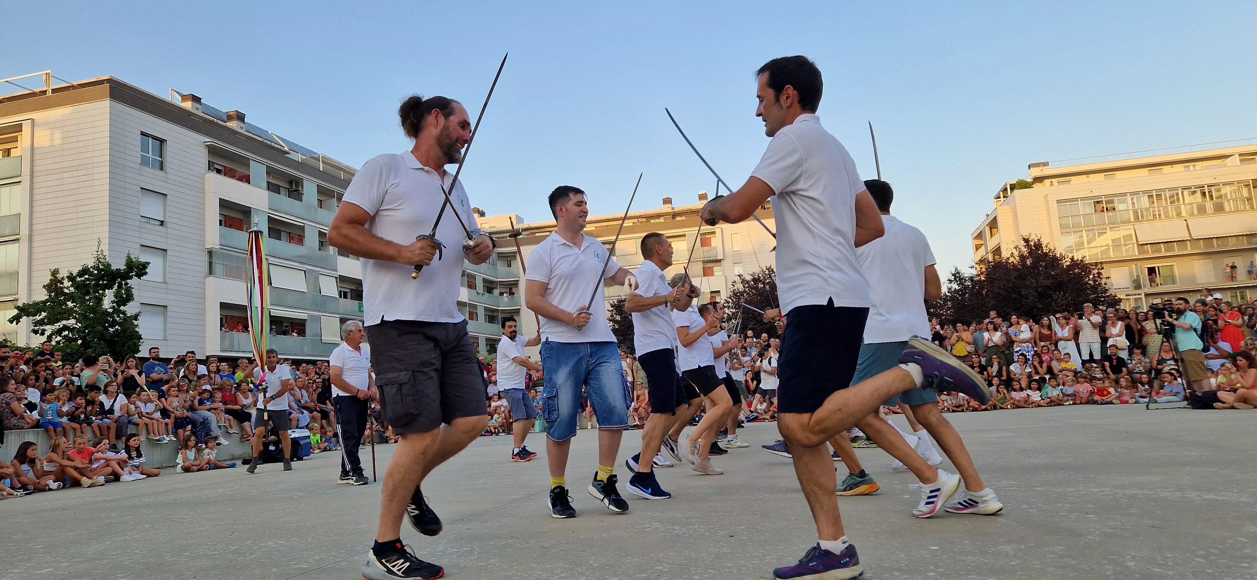 Ensayo de los danzantes. Foto Myriam Martínez 