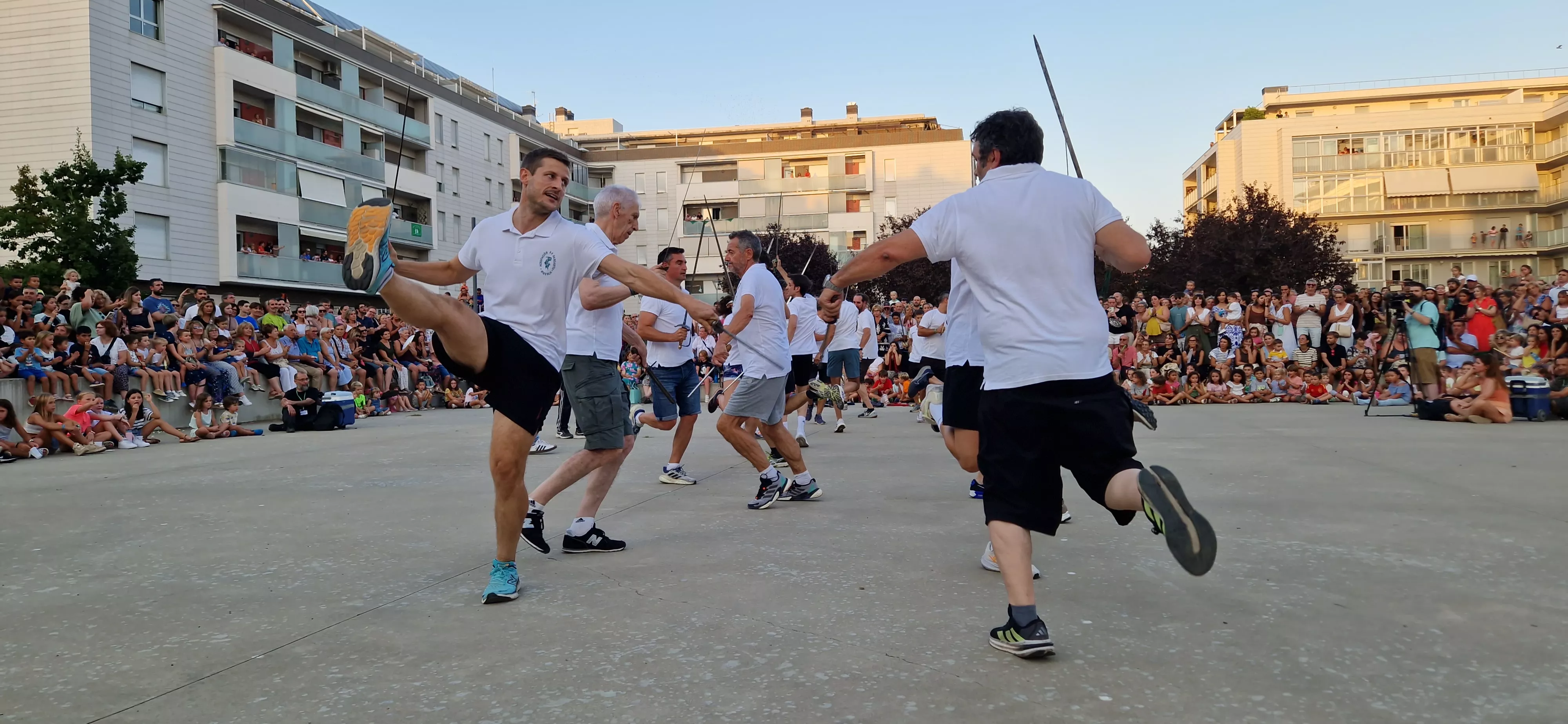 Ensayo de los danzantes. Foto Myriam Martínez 
