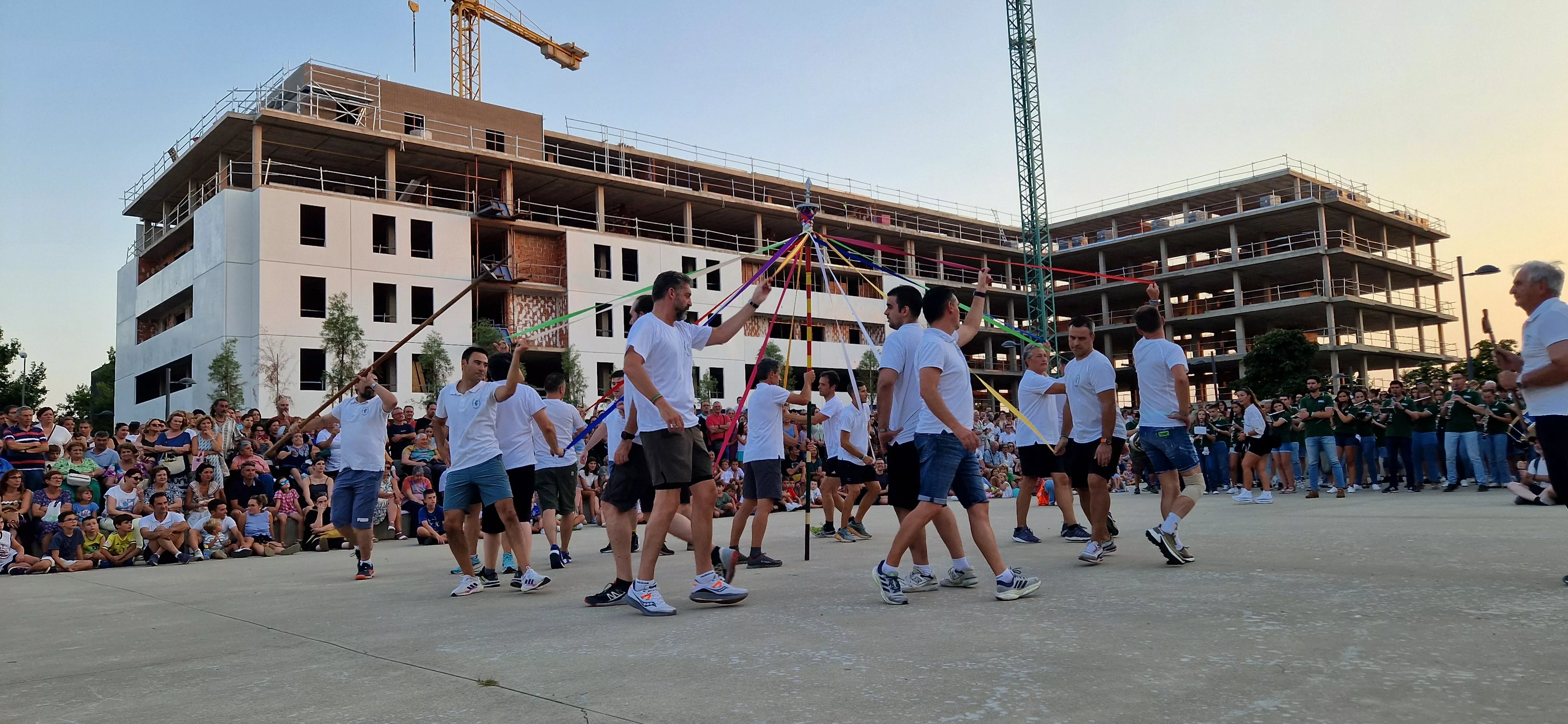 Ensayo de los danzantes. Foto Myriam Martínez 