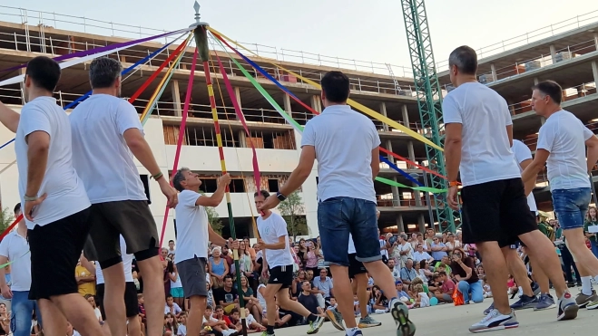 Ensayo de los danzantes. Foto Myriam Martínez 