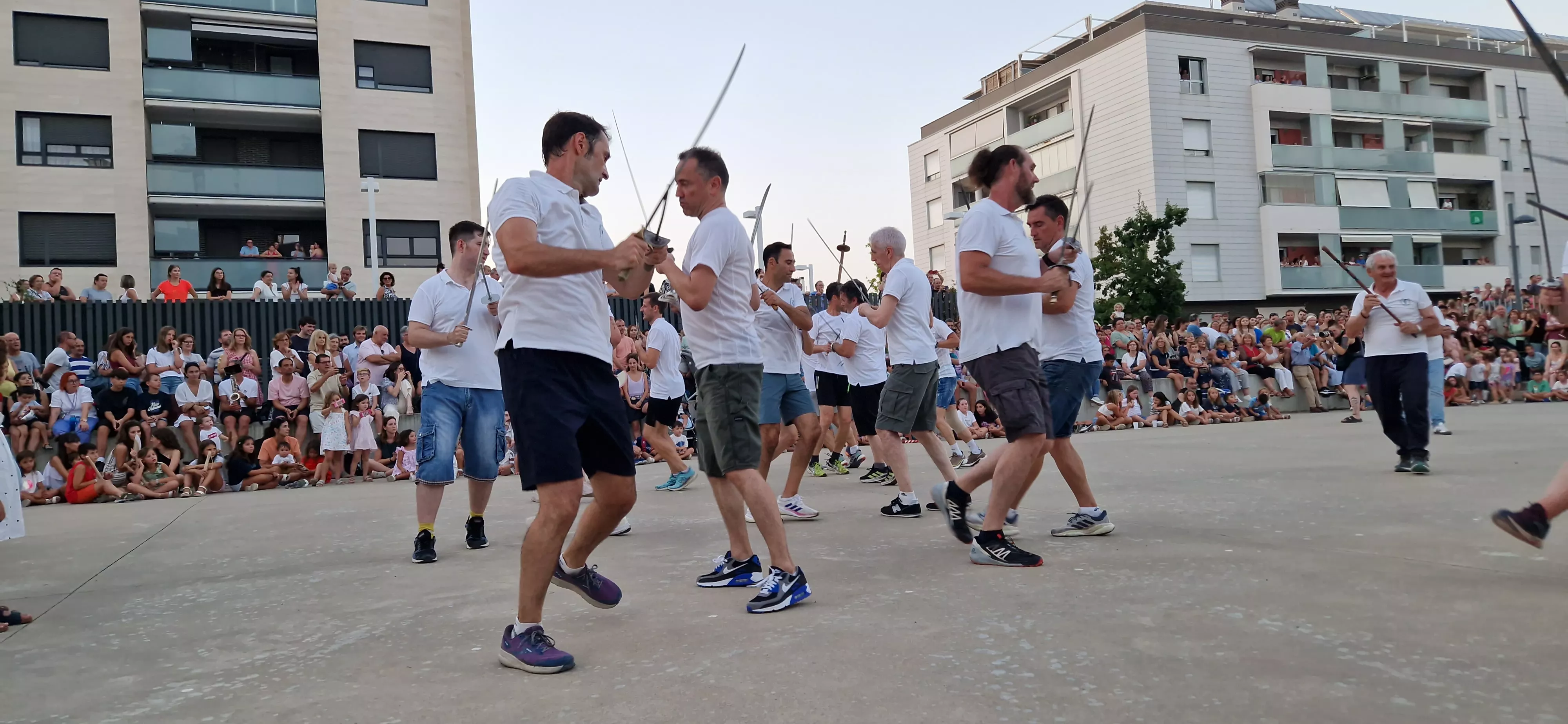 Ensayo de los danzantes. Foto Myriam Martínez 