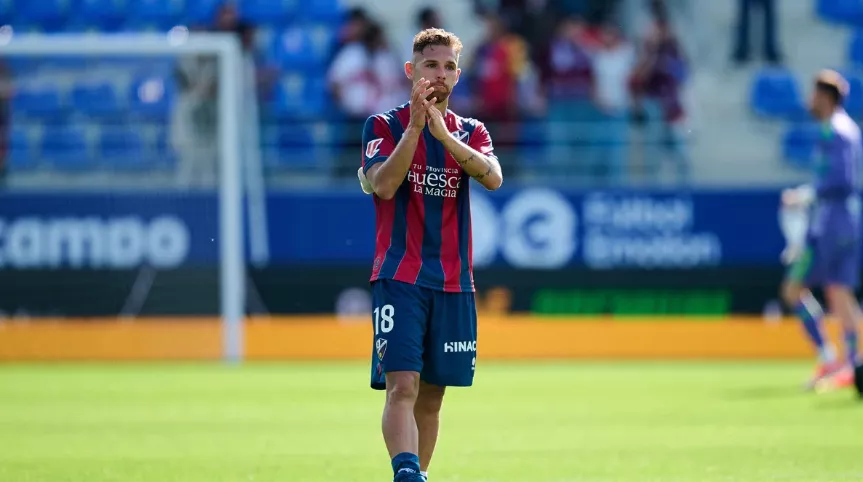 El Huesca hace oficial la salida de Diego González