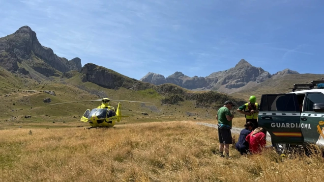 GxhR 6EWYAAI0TJ GxhR 6EWYAAI0TJ