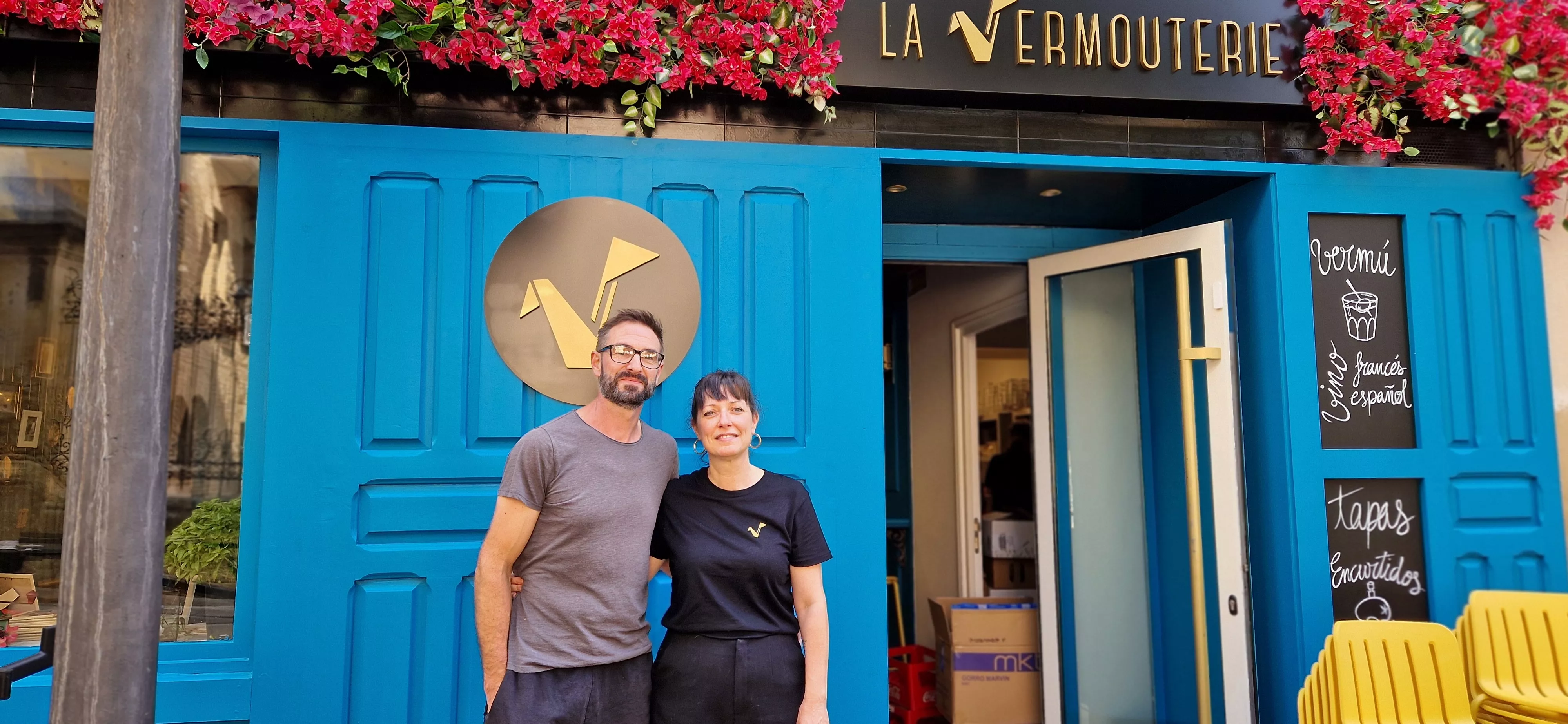 Estela Rasal y  Jérôme Minvielle, dueños de la nueva Vermouterie. Foto Myriam Martínez