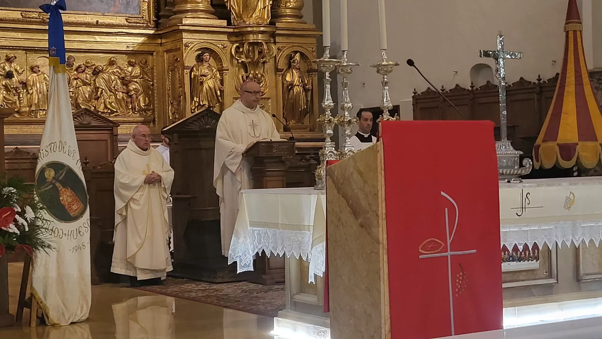 Monseñor José Antonio Satué en el Triduo en la Basílica de San Lorenzo