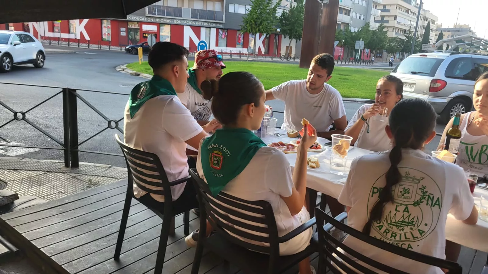 Almuerzos en las horas previas a San Lorenzo 2025