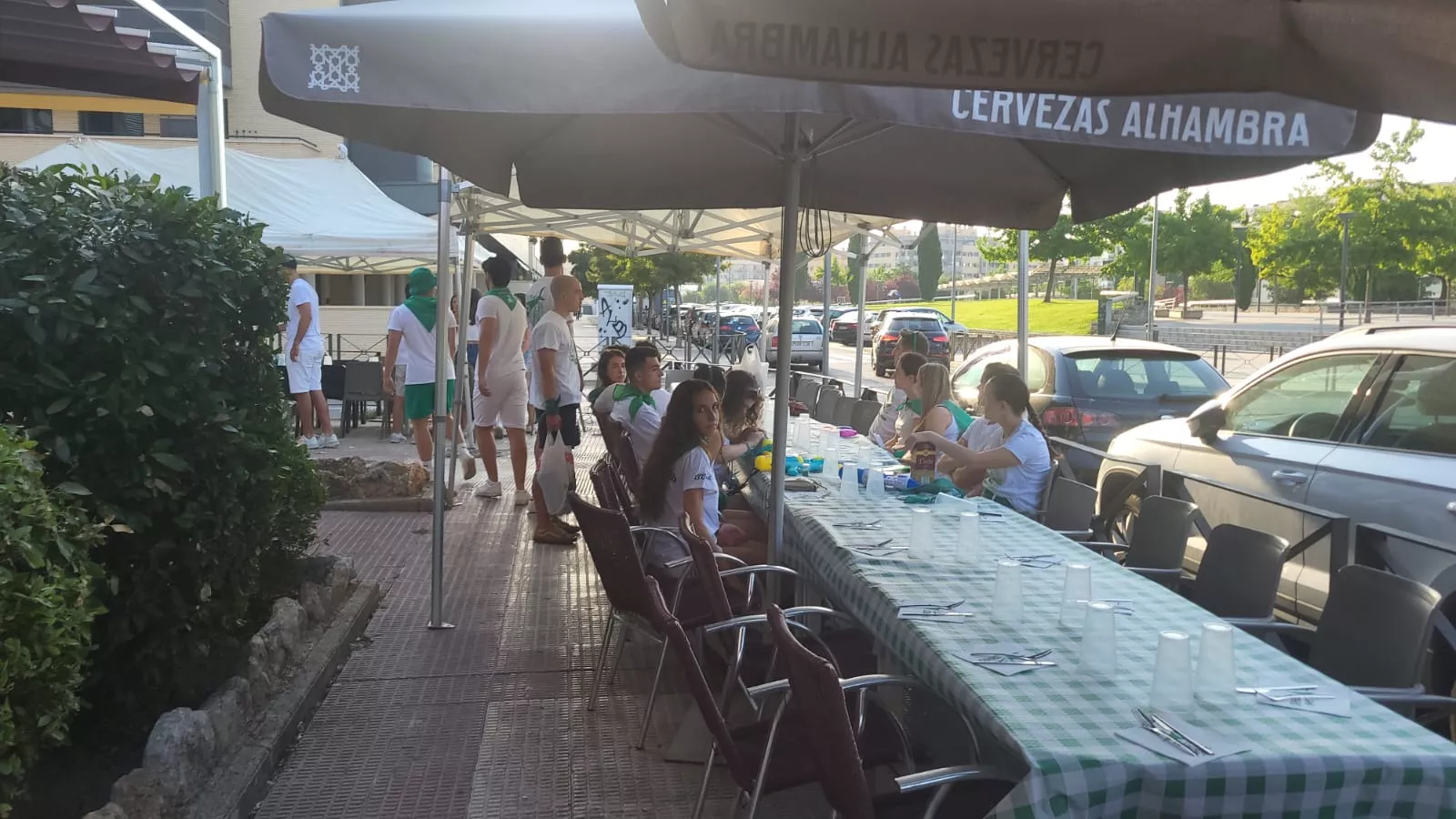 Almuerzos en las horas previas a San Lorenzo 2025