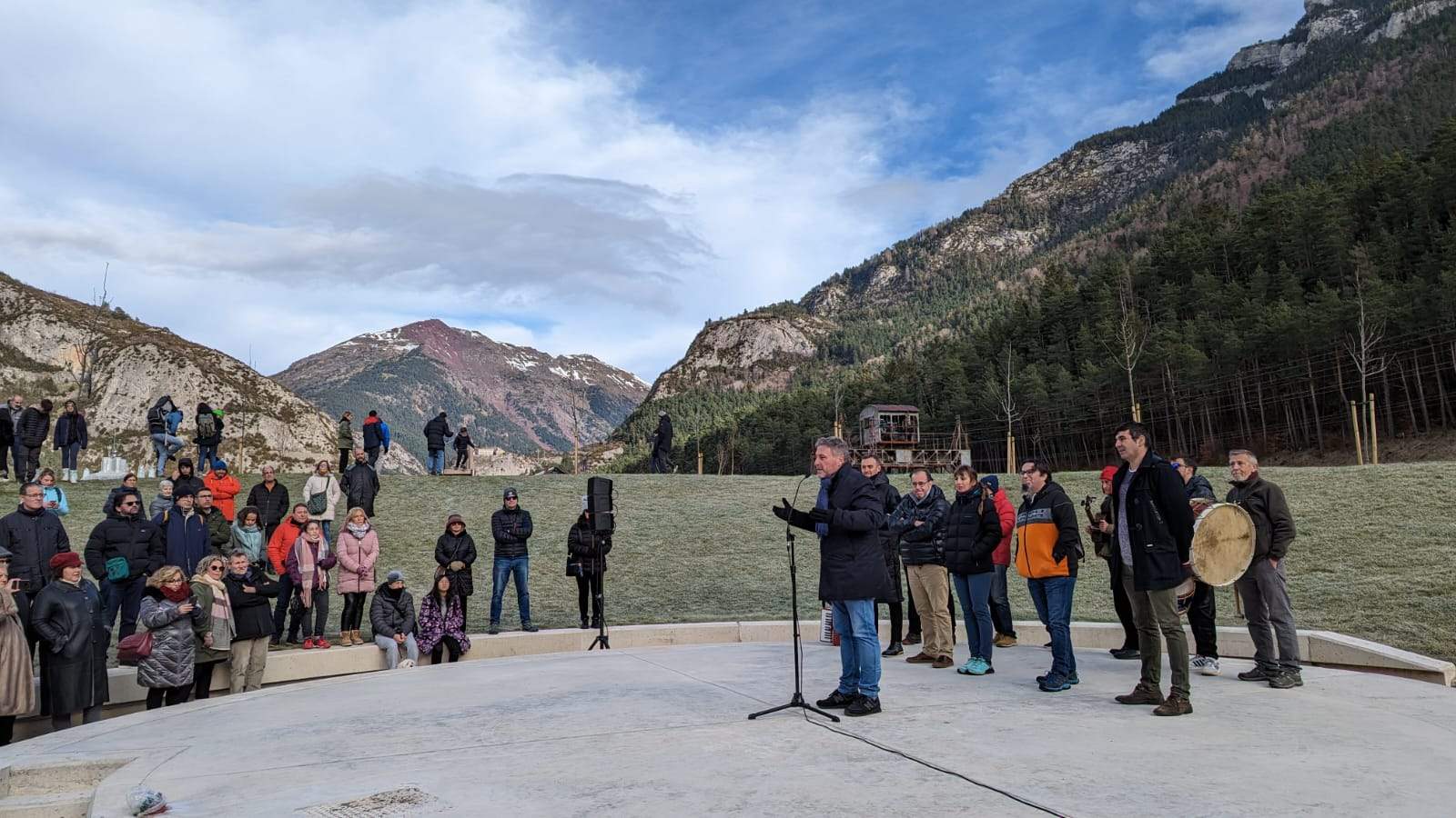 Inauguración de la Explanada de los Arañones de Canfranc.