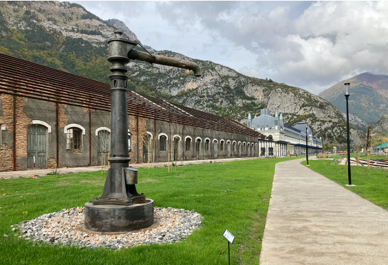 Inauguración de la Explanada de los Arañones de Canfranc.