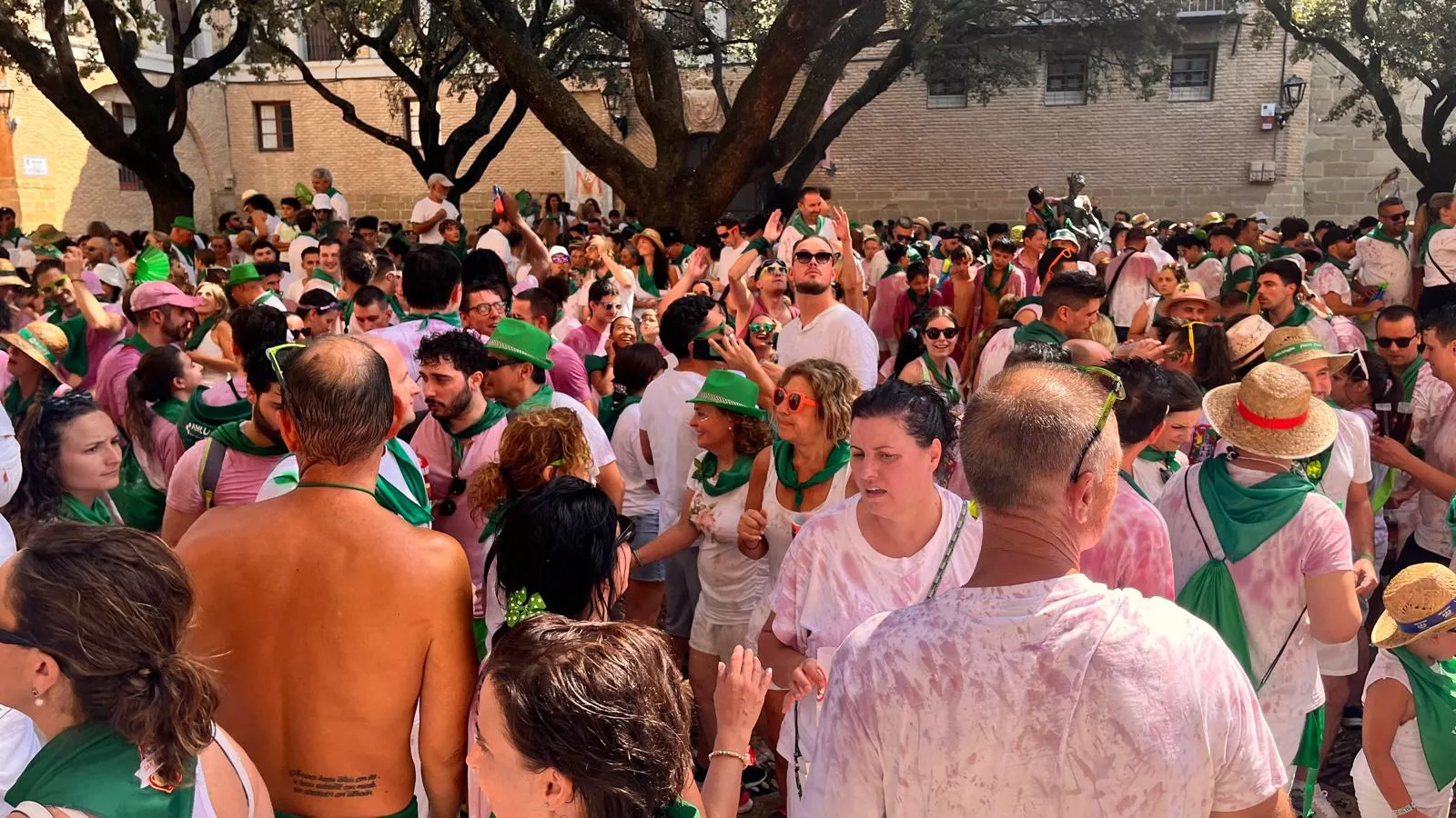 Cohete anunciador de las fiestas de San Lorenzo en Huesca