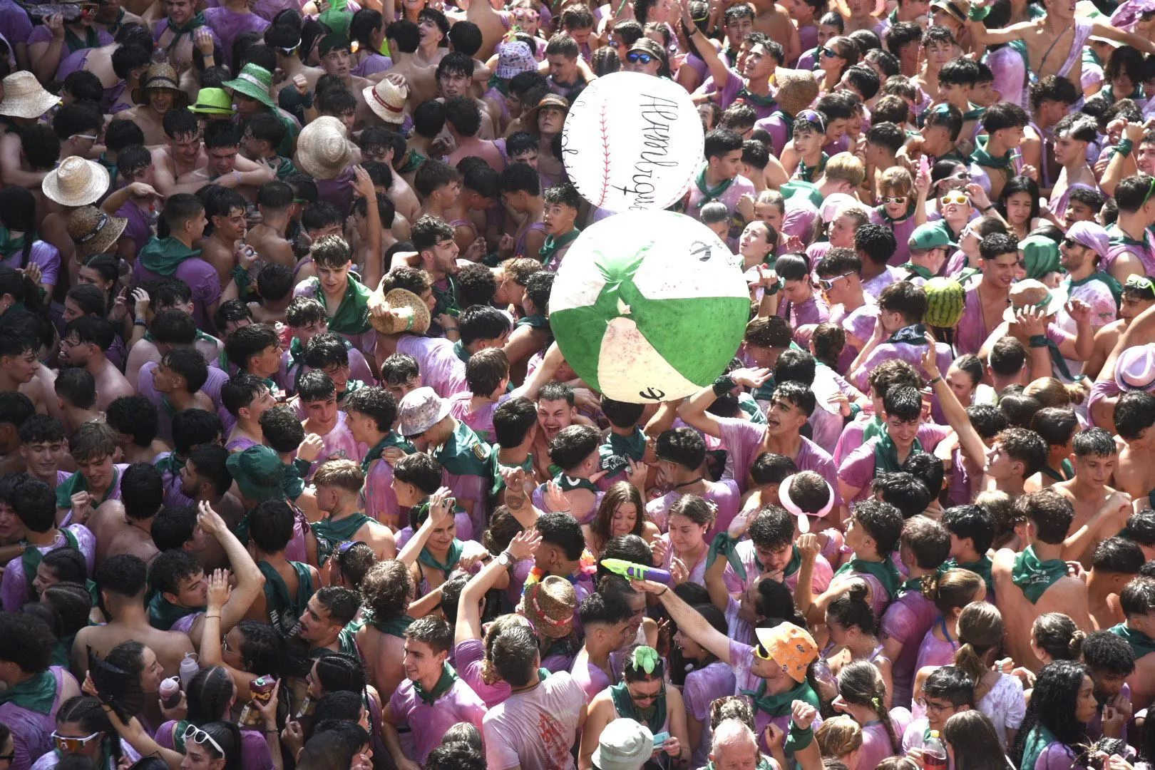 Cohete anunciador de las fiestas de San Lorenzo en Huesca
