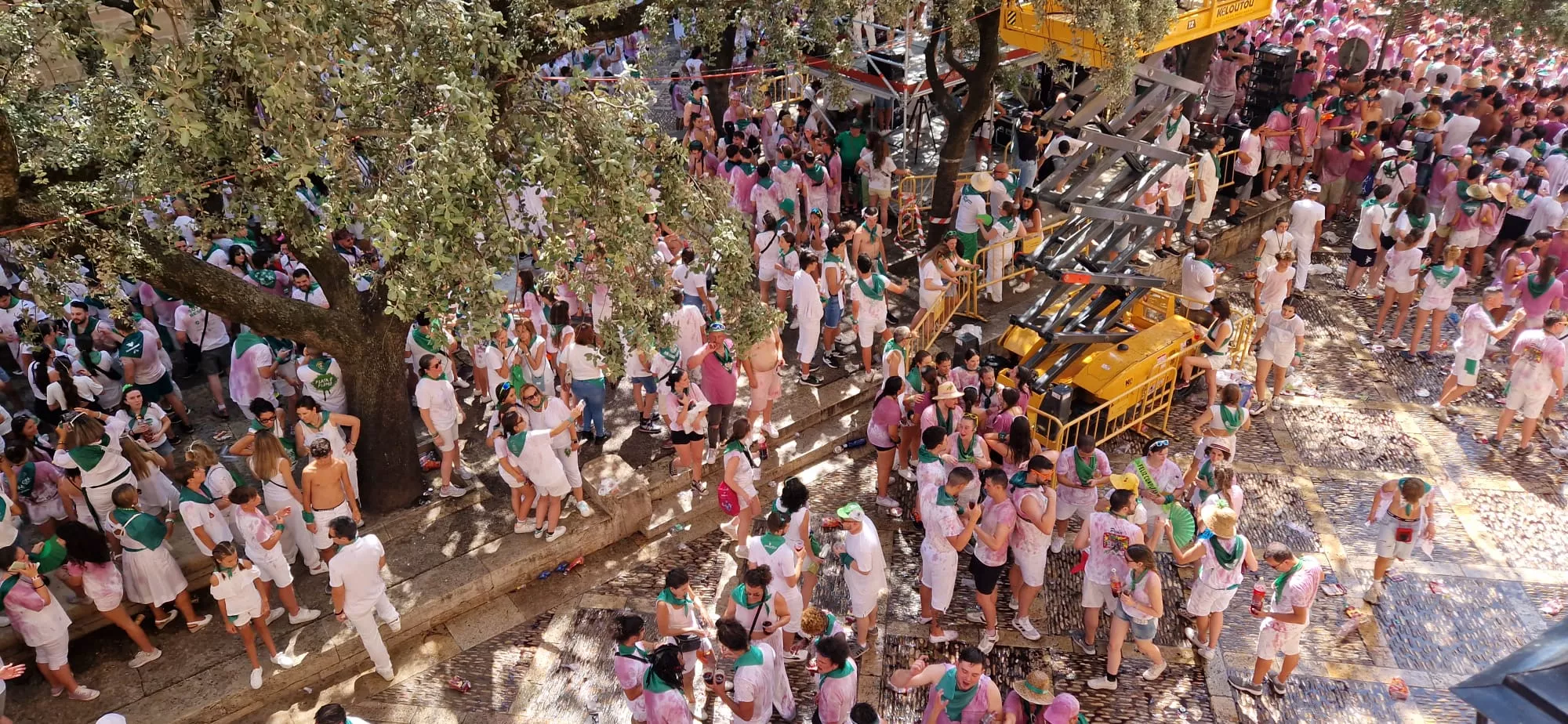 Cohete anunciador de las fiestas de San Lorenzo en Huesca