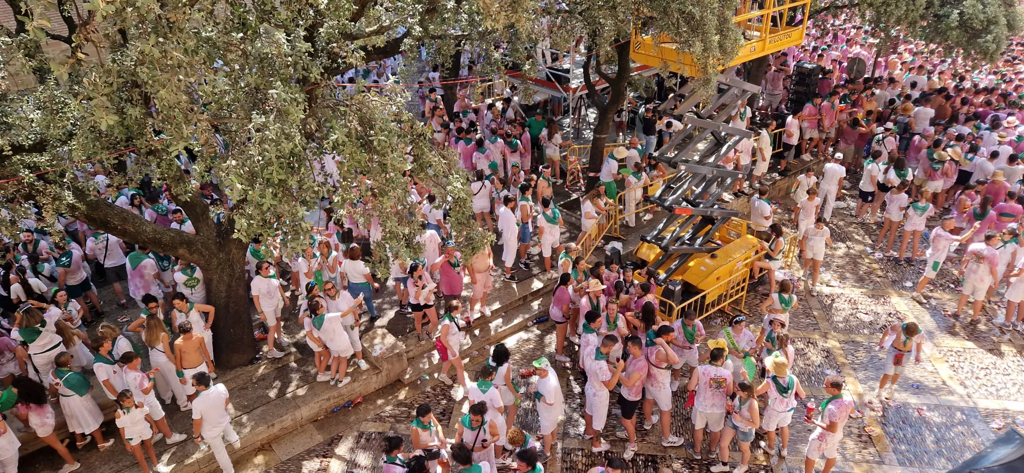 Cohete anunciador de las fiestas de San Lorenzo en Huesca