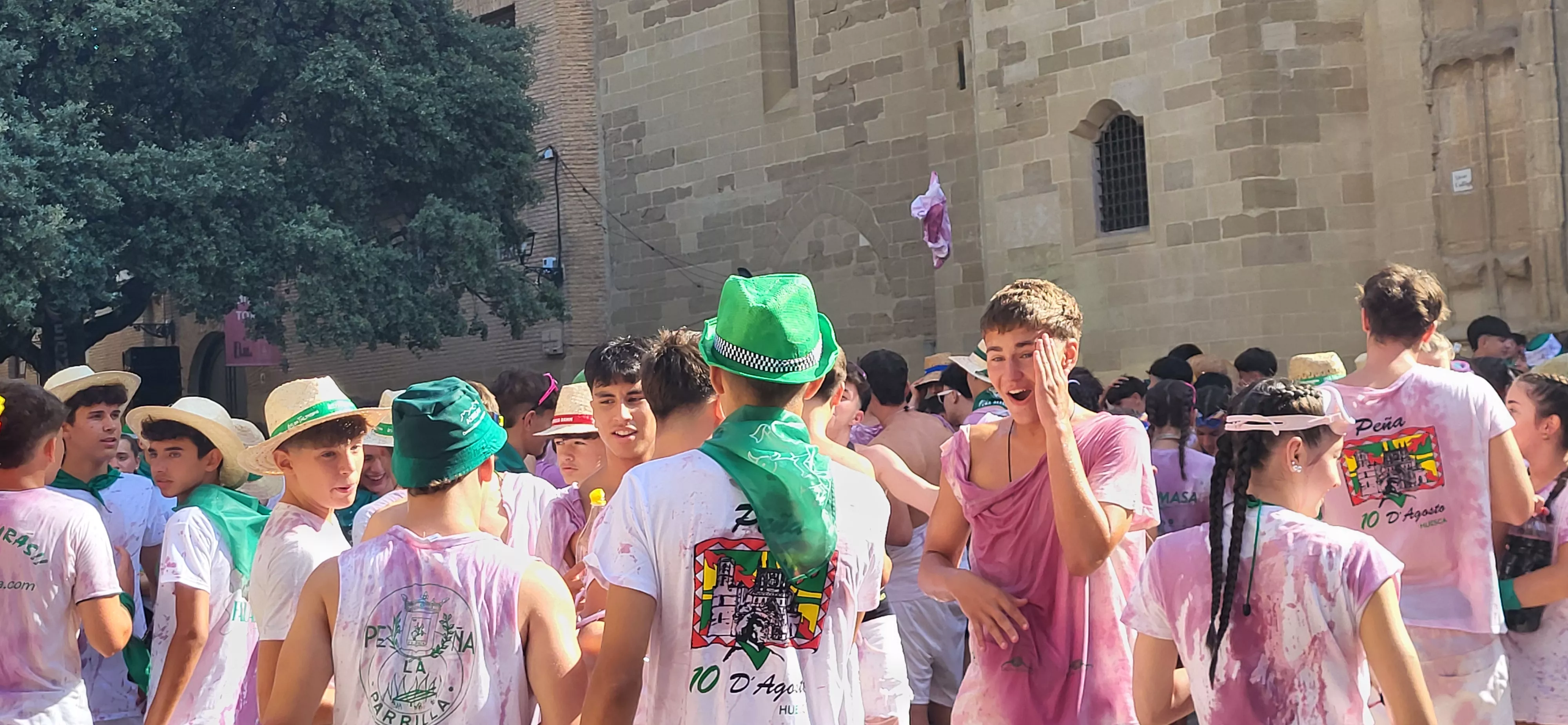 Cohete anunciador de las fiestas de San Lorenzo en Huesca. Foto Mercedes Manterola
