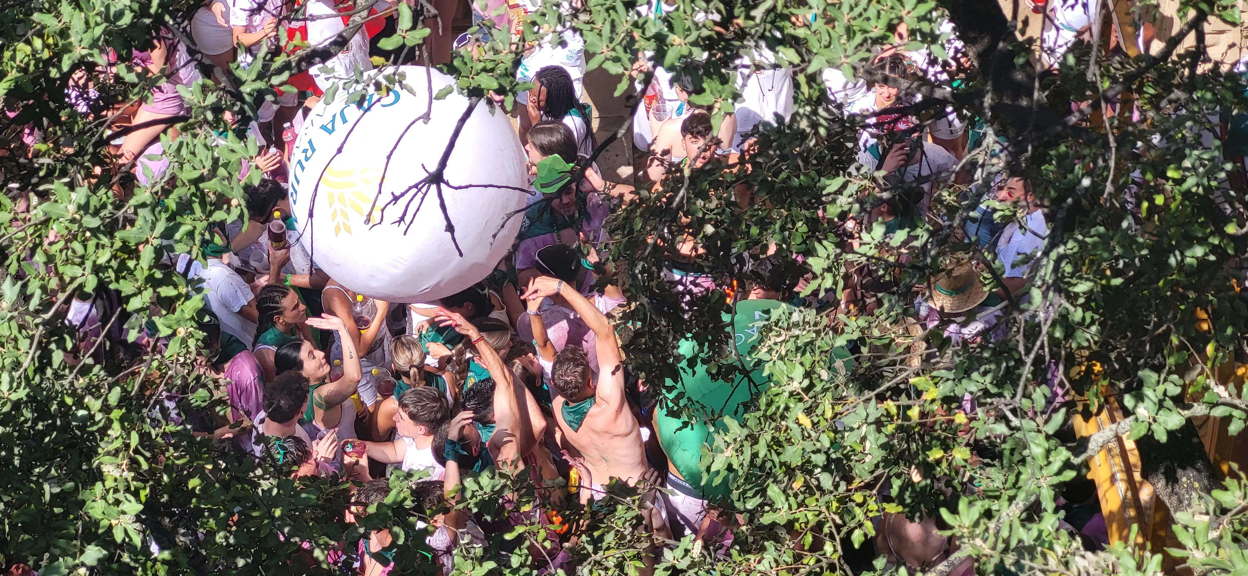 Cohete anunciador de las fiestas de San Lorenzo en Huesca. Foto Mercedes Manterola