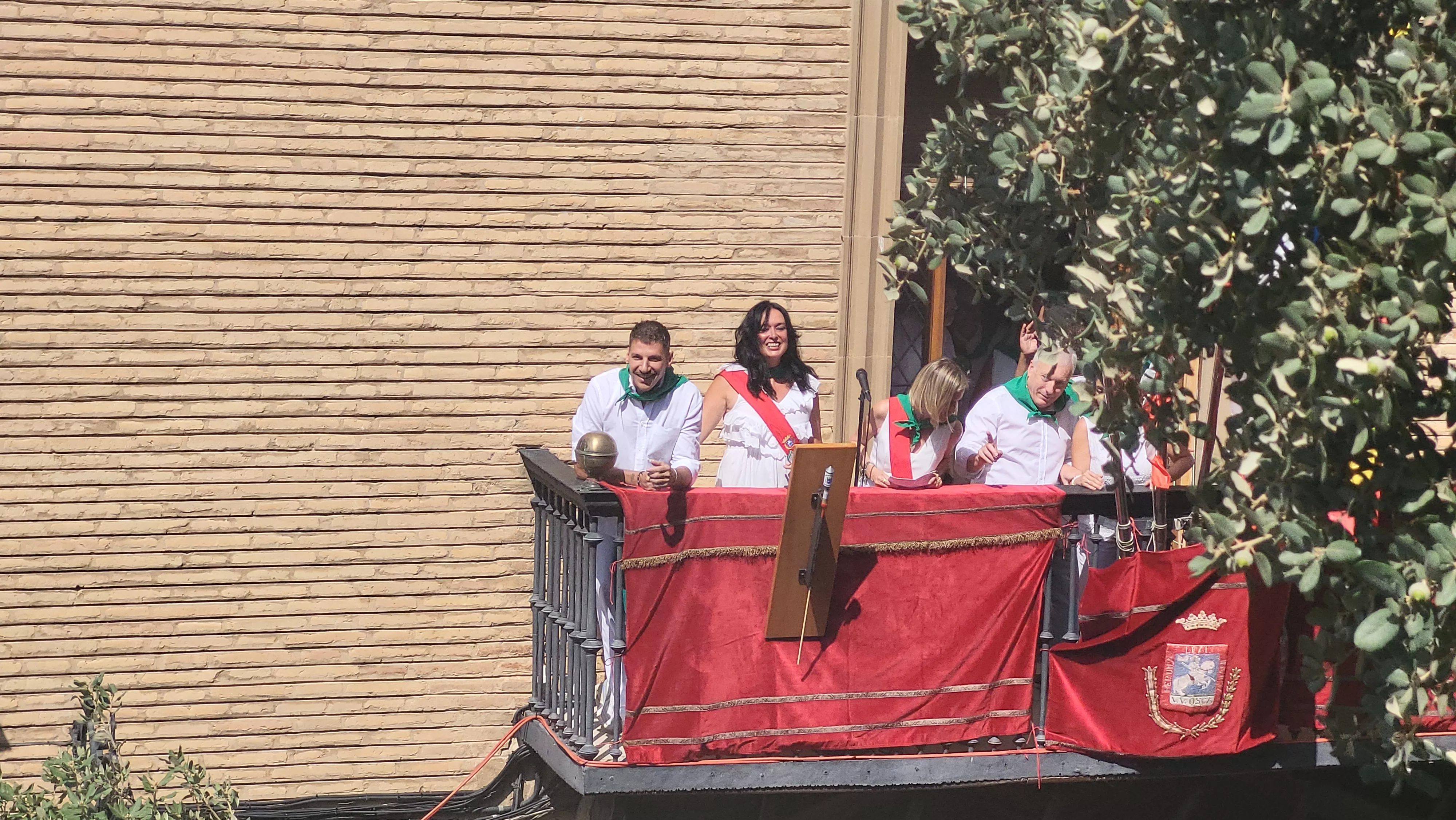 Cohete anunciador de las fiestas de San Lorenzo en Huesca. Foto Mercedes Manterola