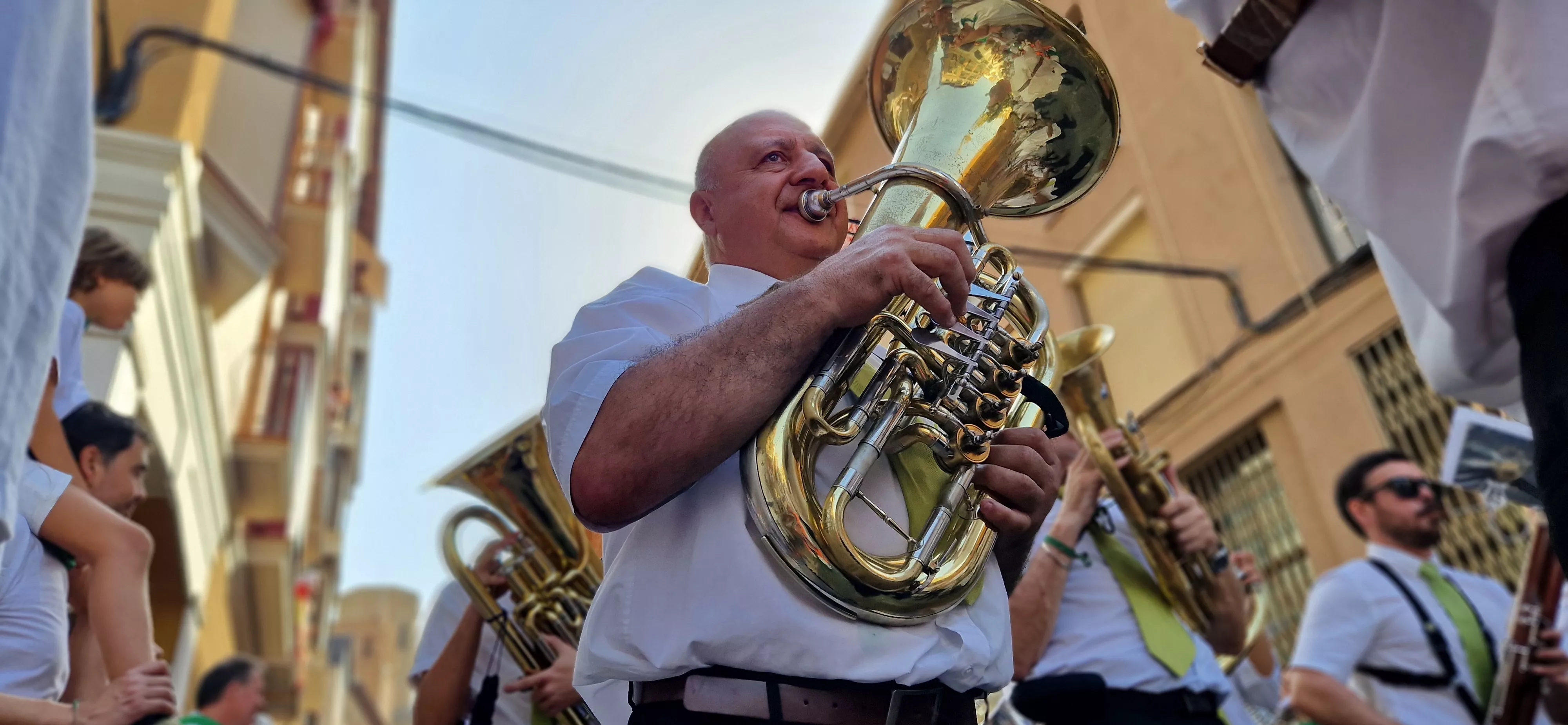 Banda de música en la Procesión de San Lorenzo 2025. Foto Myriam Martínez