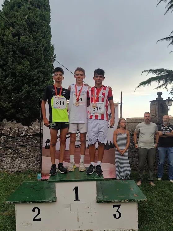 Carreras Inantiles Subida a Oroel. Foto Eva Torronteras 