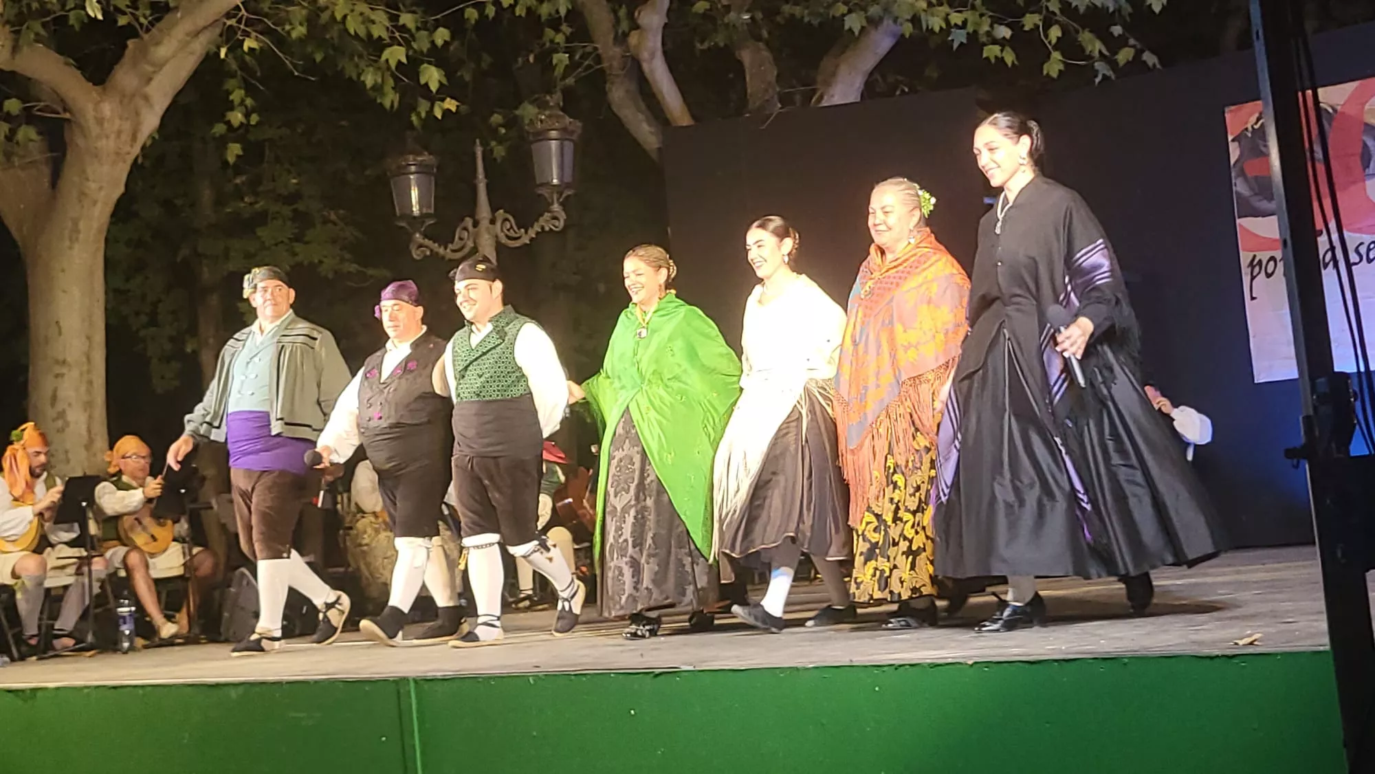  Elenco en el Parque Miguel Servet