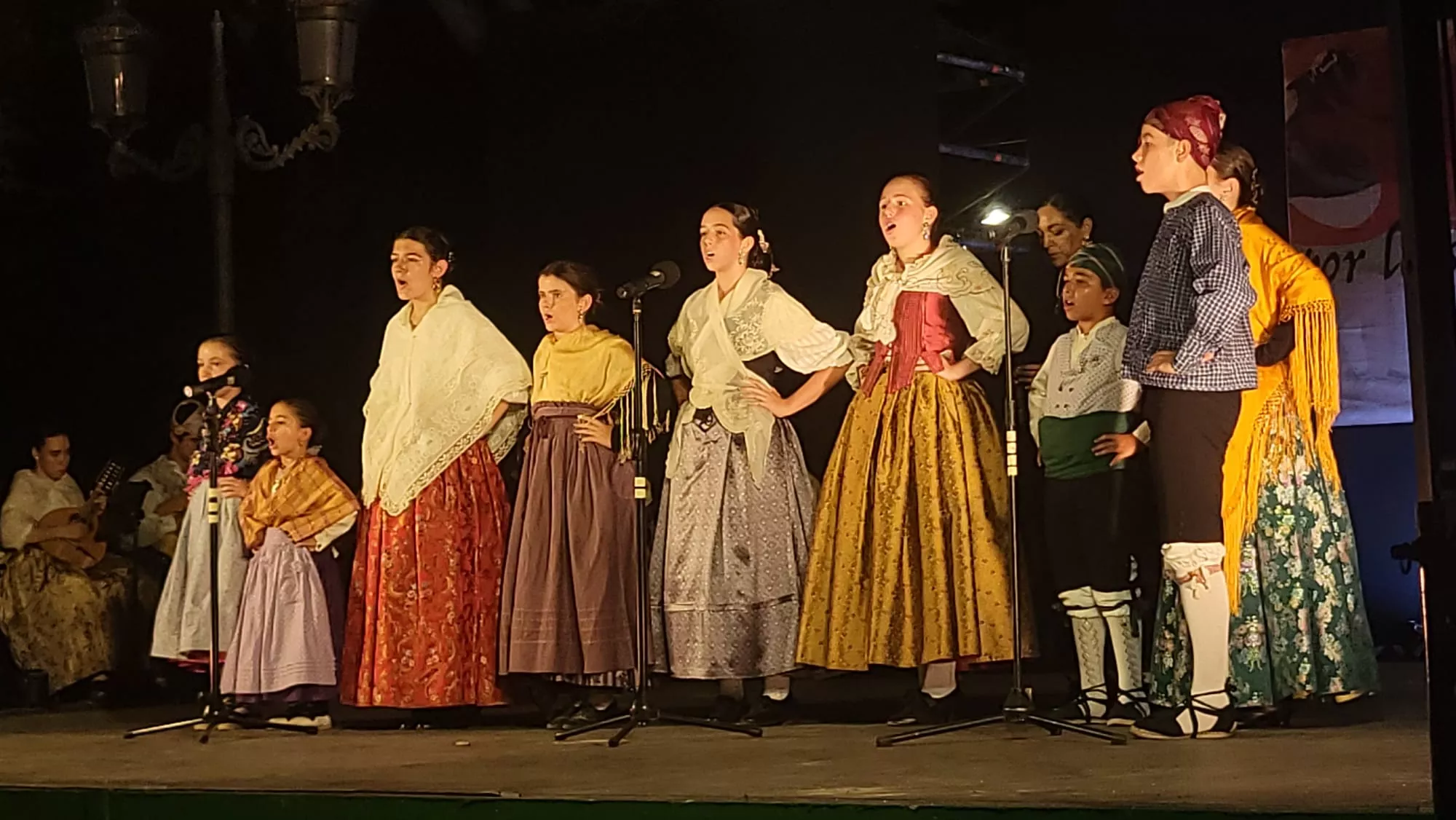  Elenco en el Parque Miguel Servet