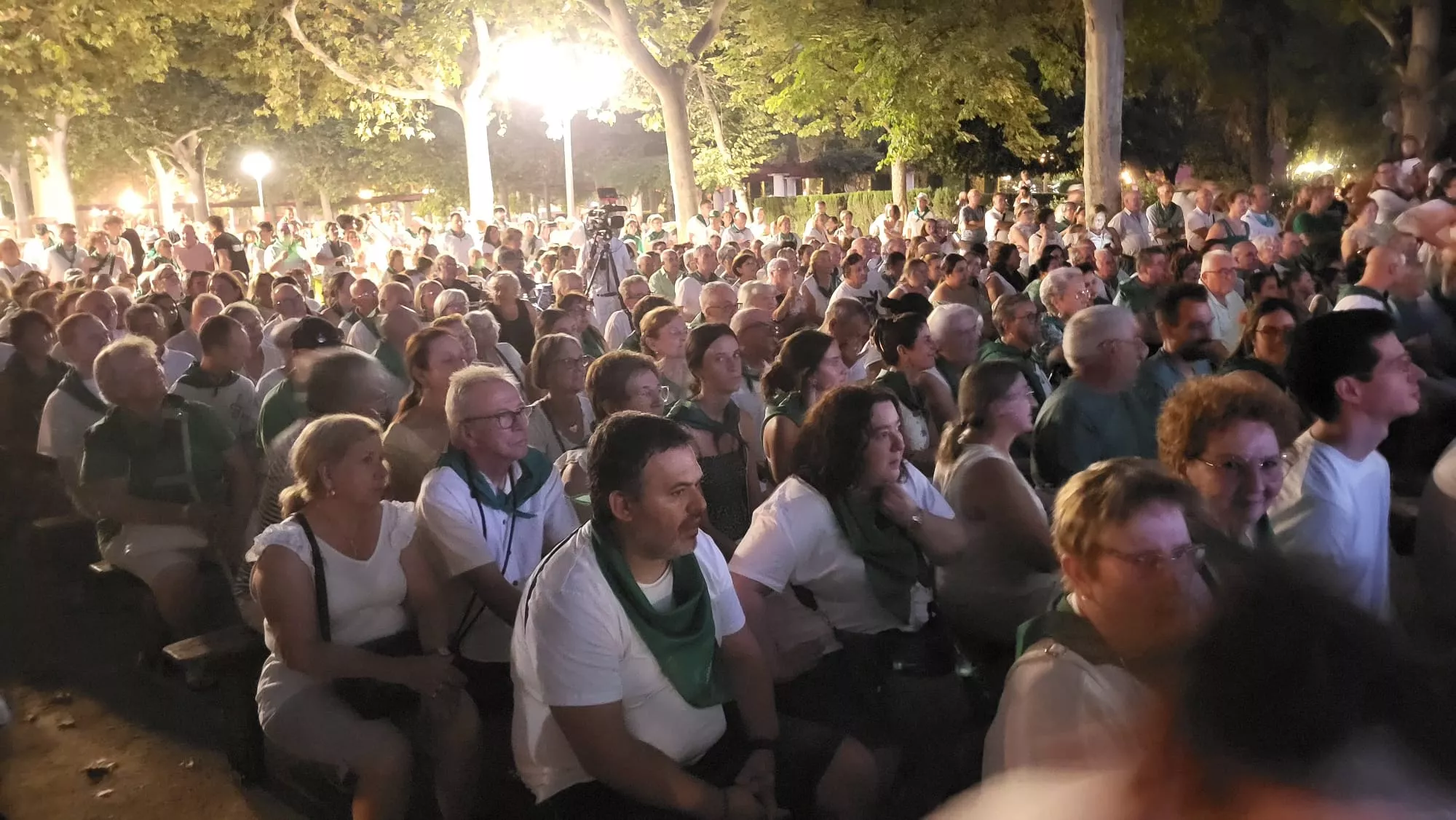  Elenco en el Parque Miguel Servet