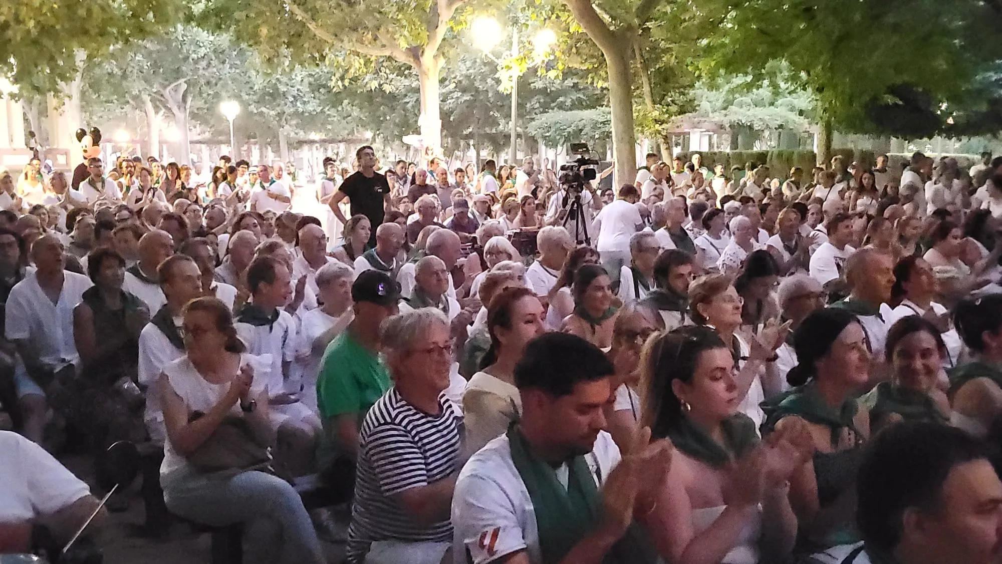  Elenco en el Parque Miguel Servet