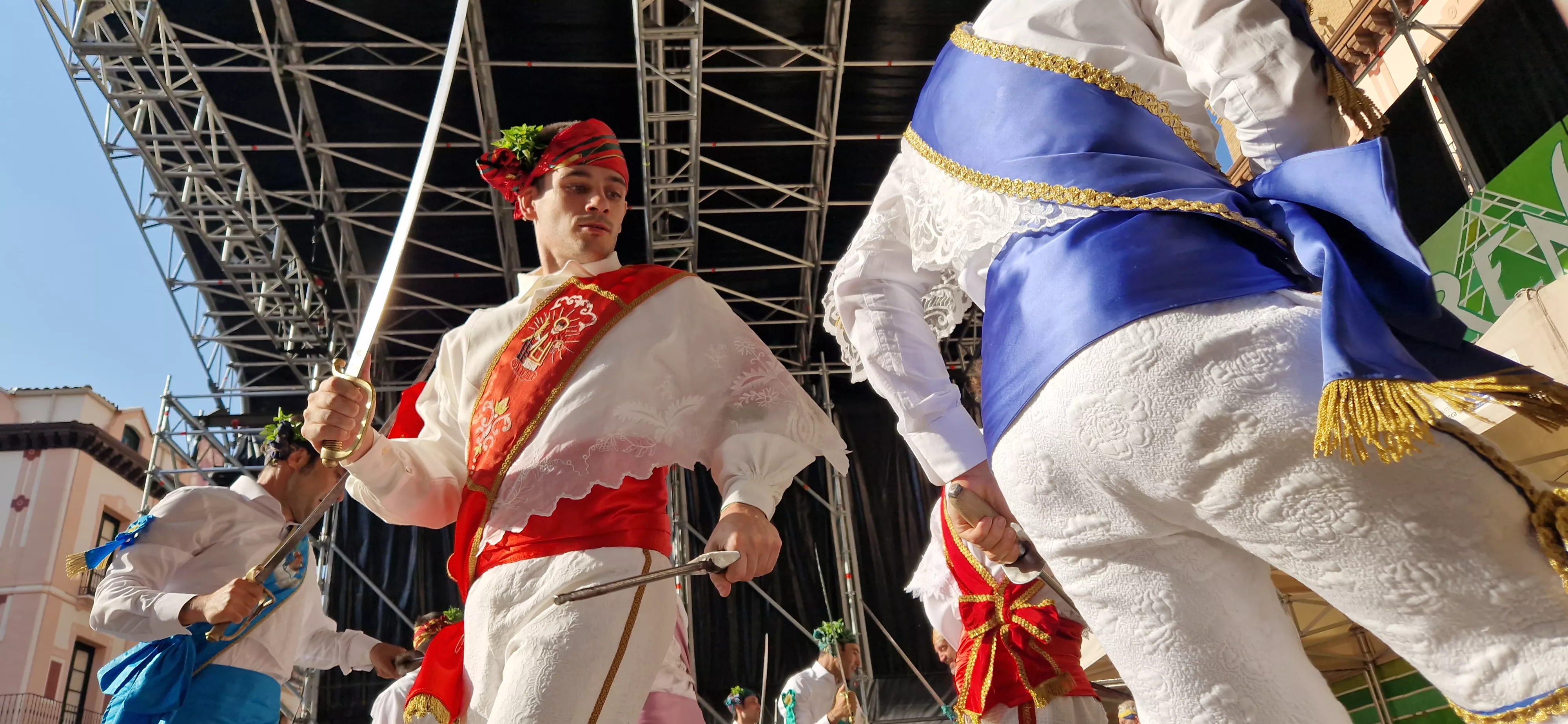 Danzantes en la Fiesta del Mercado. Foto Myriam Martínez 
