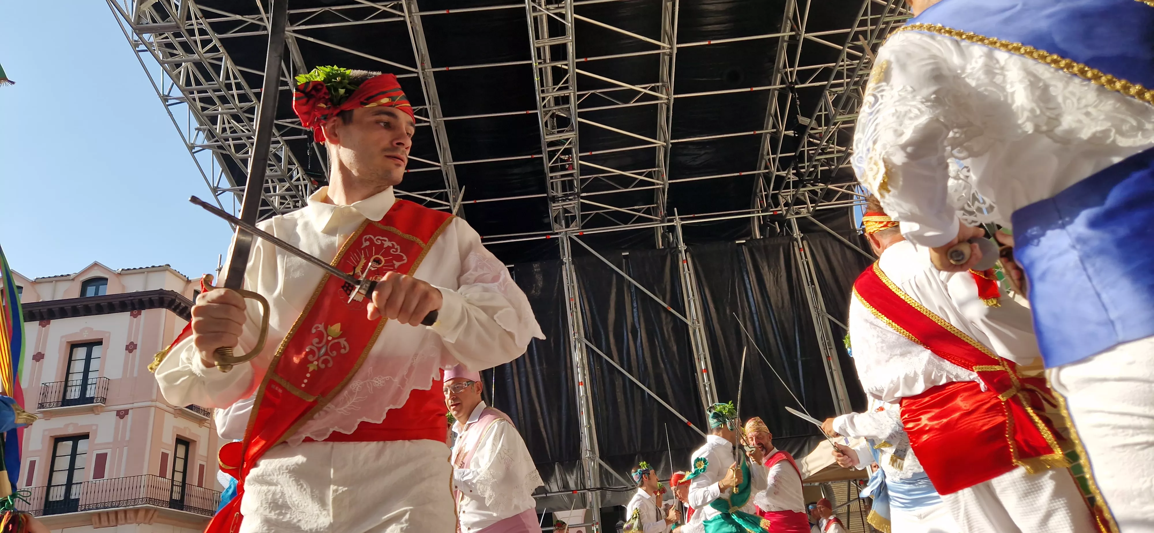 Danzantes en la Fiesta del Mercado. Foto Myriam Martínez 