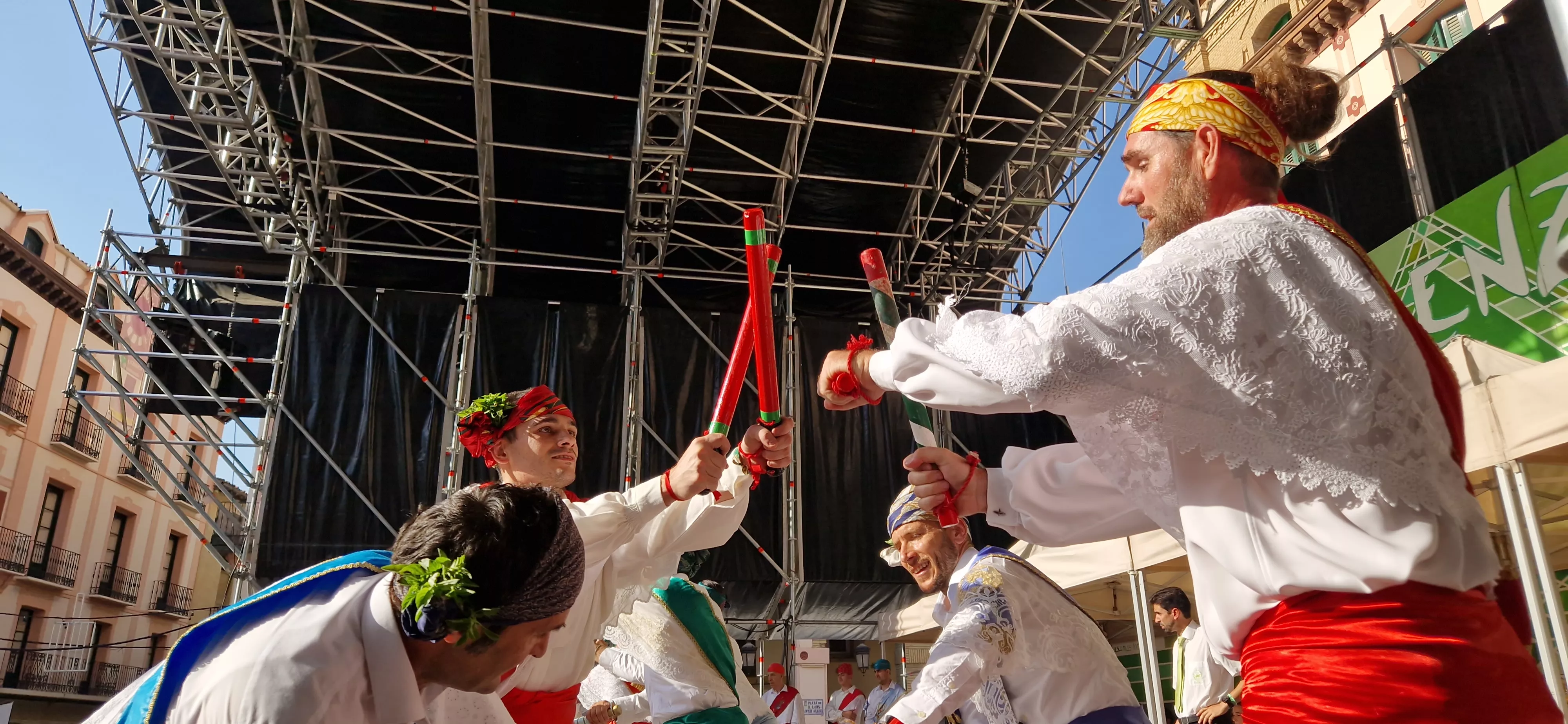 Danzantes en la Fiesta del Mercado. Foto Myriam Martínez 