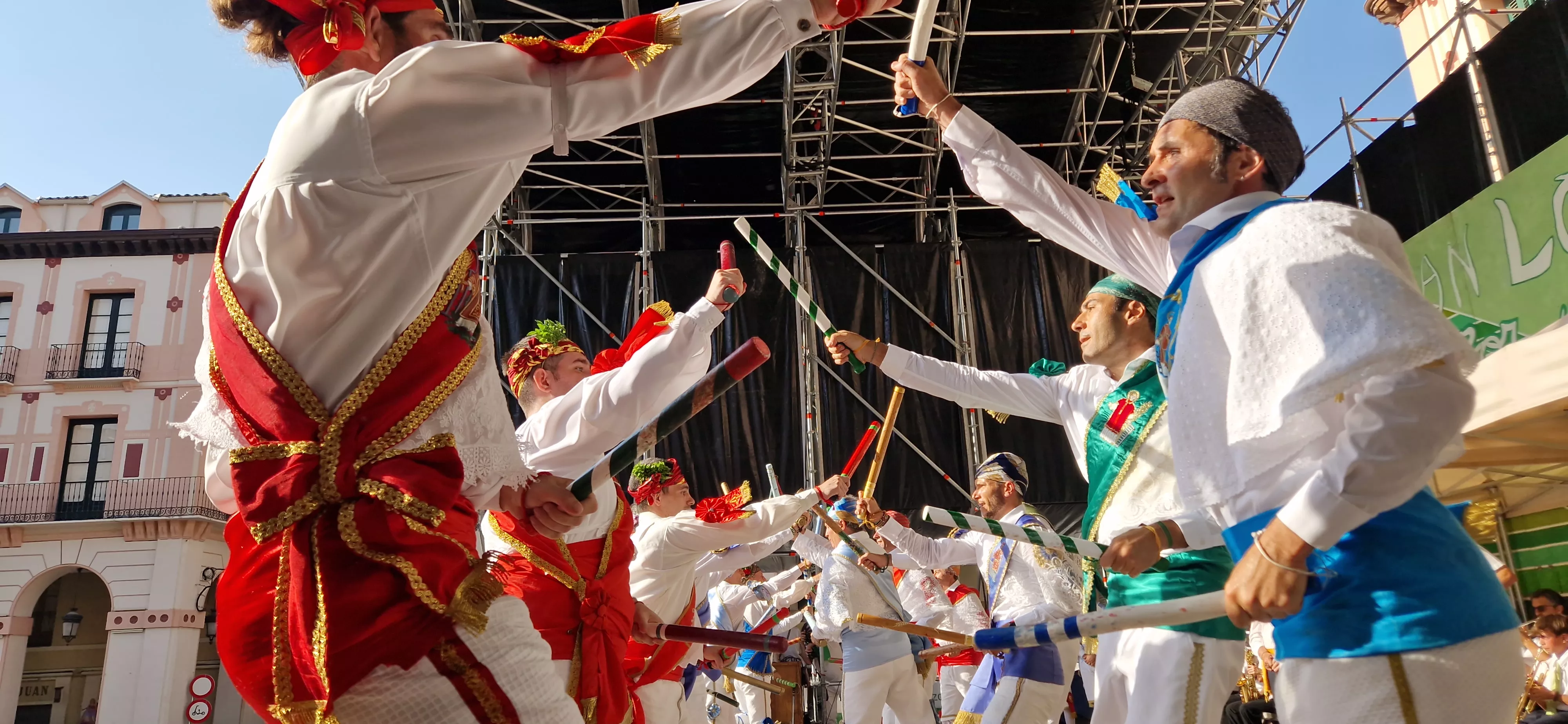 Danzantes en la Fiesta del Mercado. Foto Myriam Martínez 