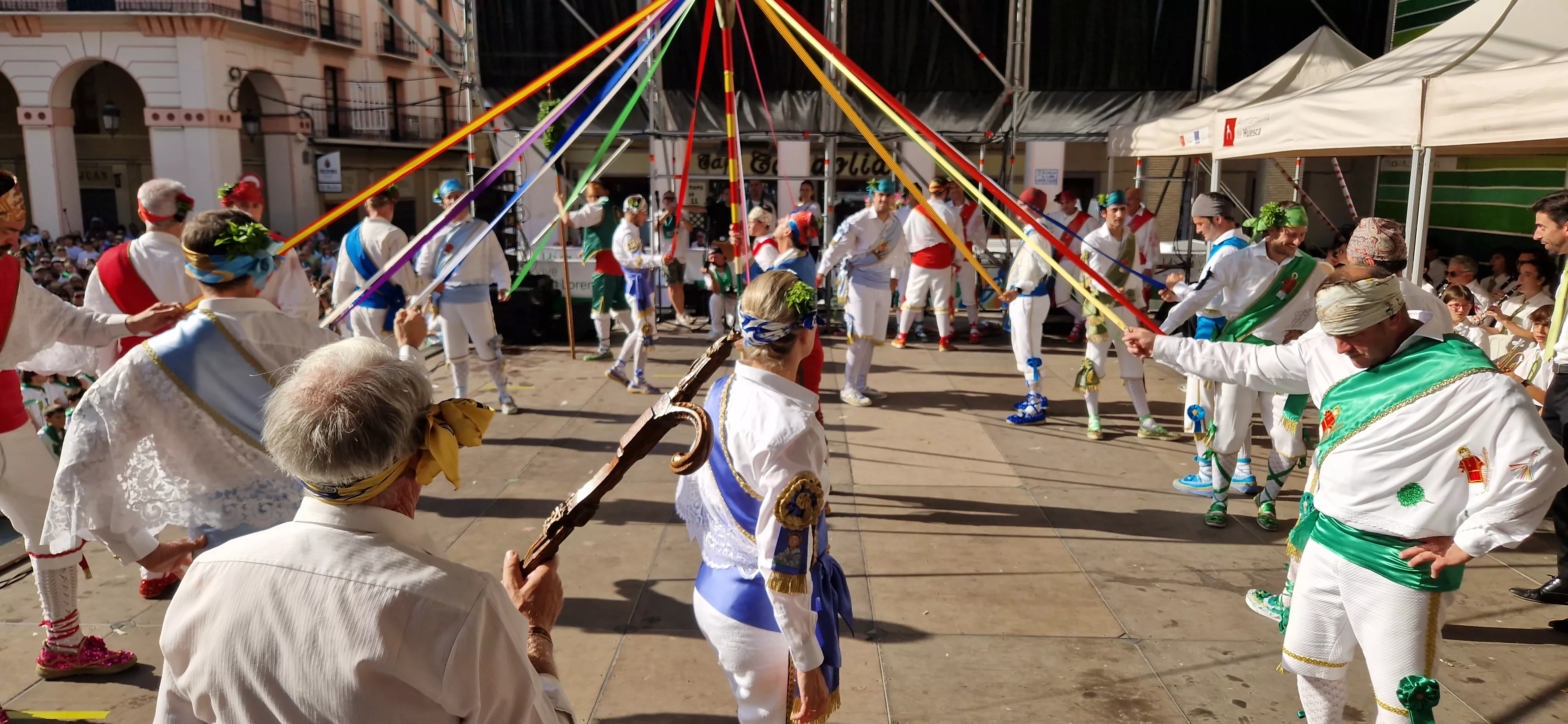 Danzantes en la Fiesta del Mercado. Foto Myriam Martínez 