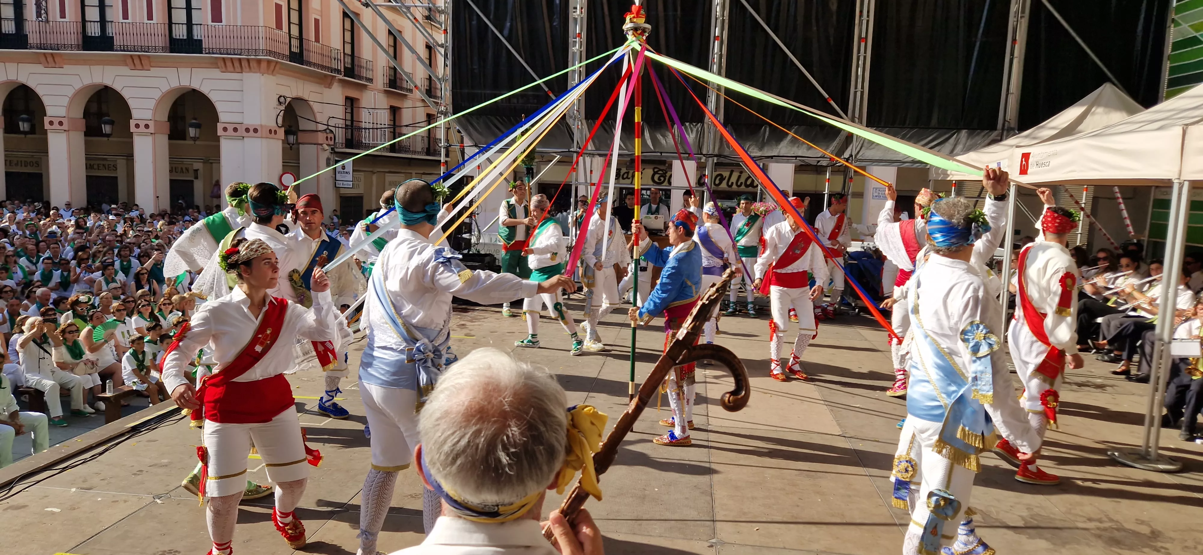 Danzantes en la Fiesta del Mercado. Foto Myriam Martínez 