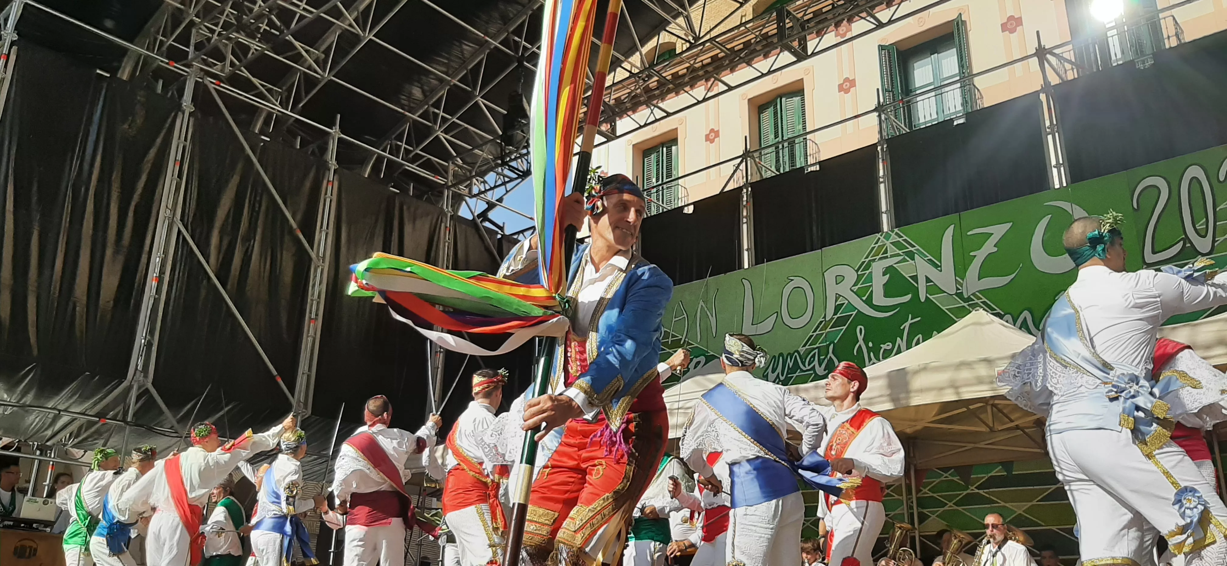 Danzantes en la Fiesta del Mercado. Foto Myriam Martínez 