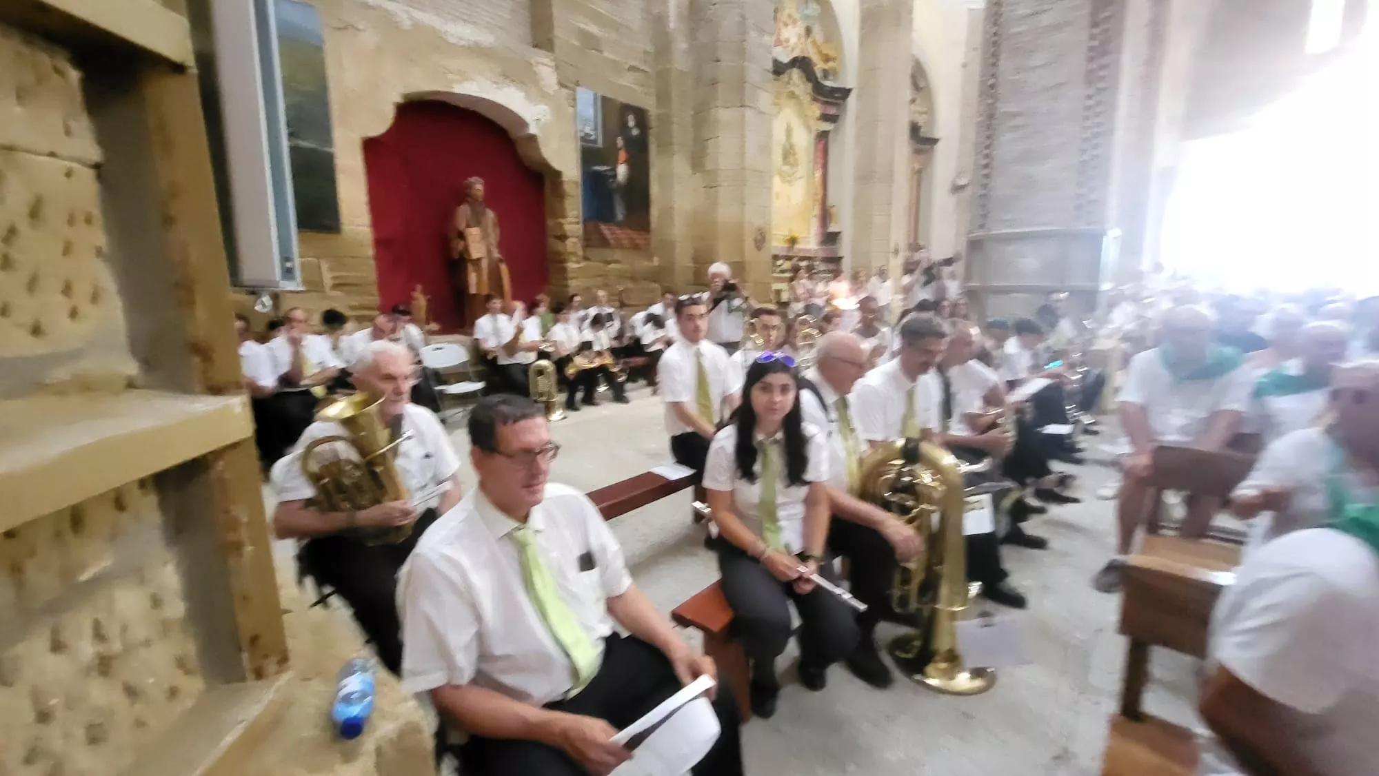 Histórica actuación de los Danzantes en el Santuario de Loreto
