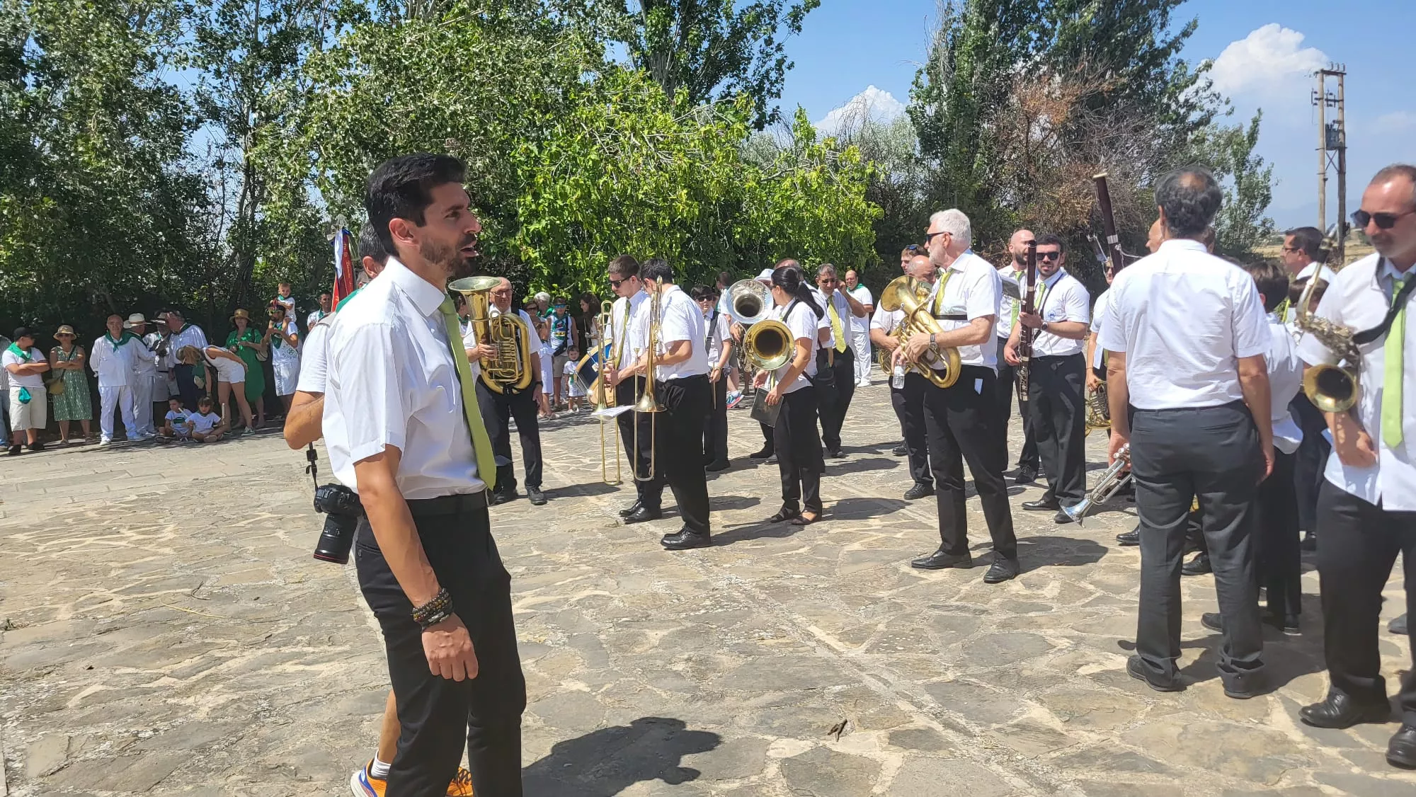 Histórica actuación de los Danzantes en el Santuario de Loreto