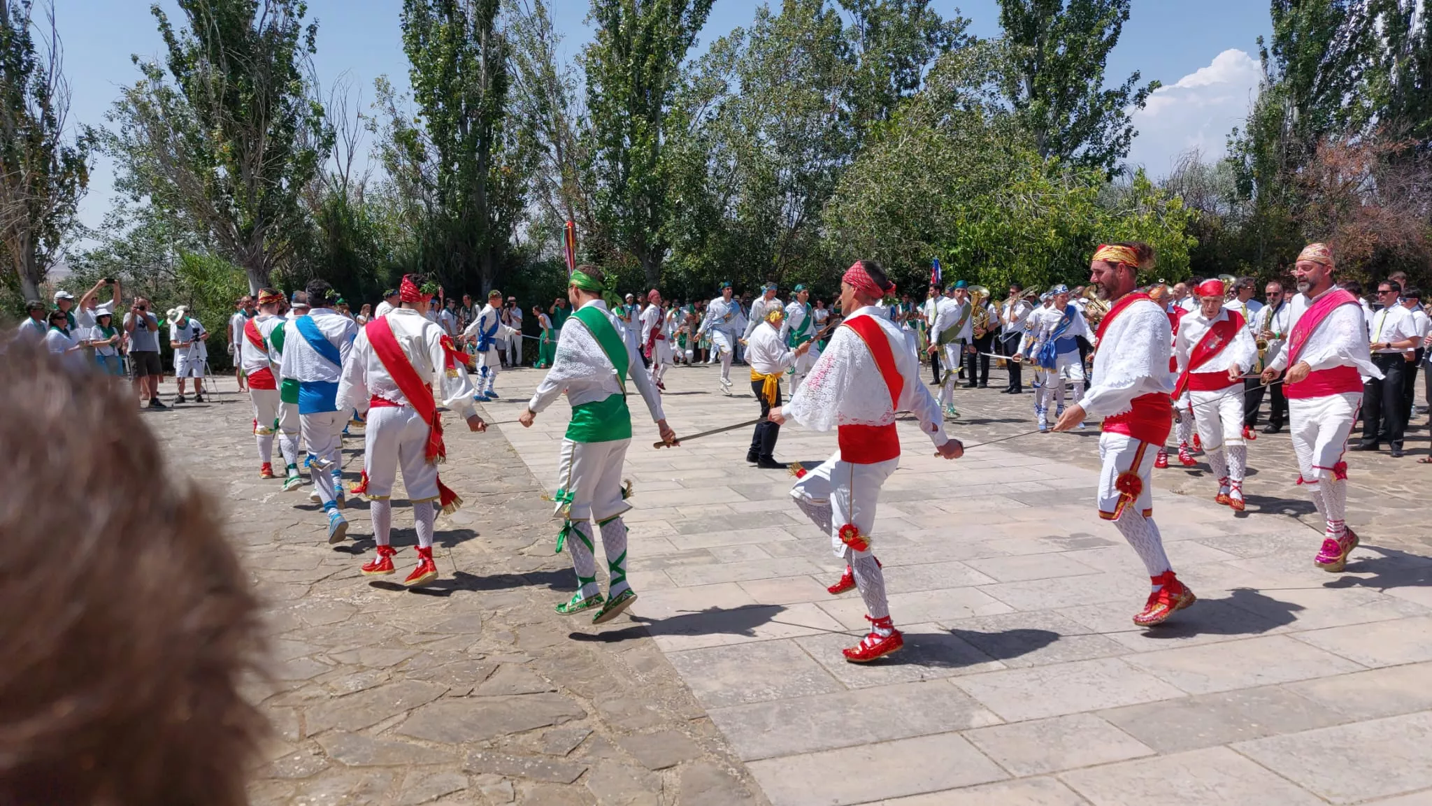Histórica actuación de los Danzantes en el Santuario de Loreto