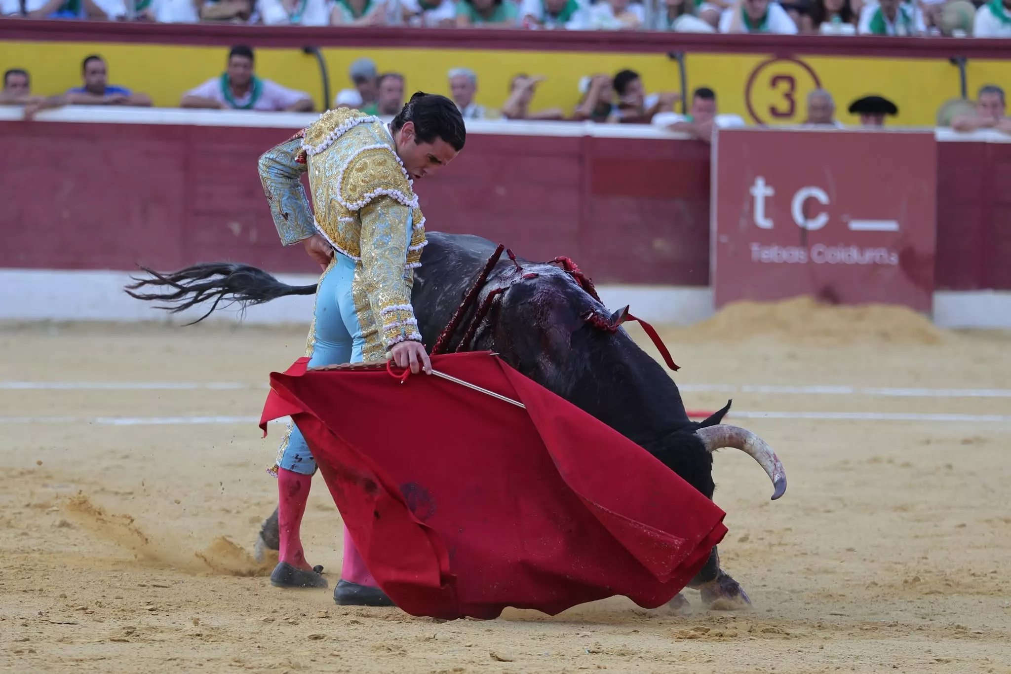 DB3E615B 2CEC 40AC BEE2 9B29B003688B