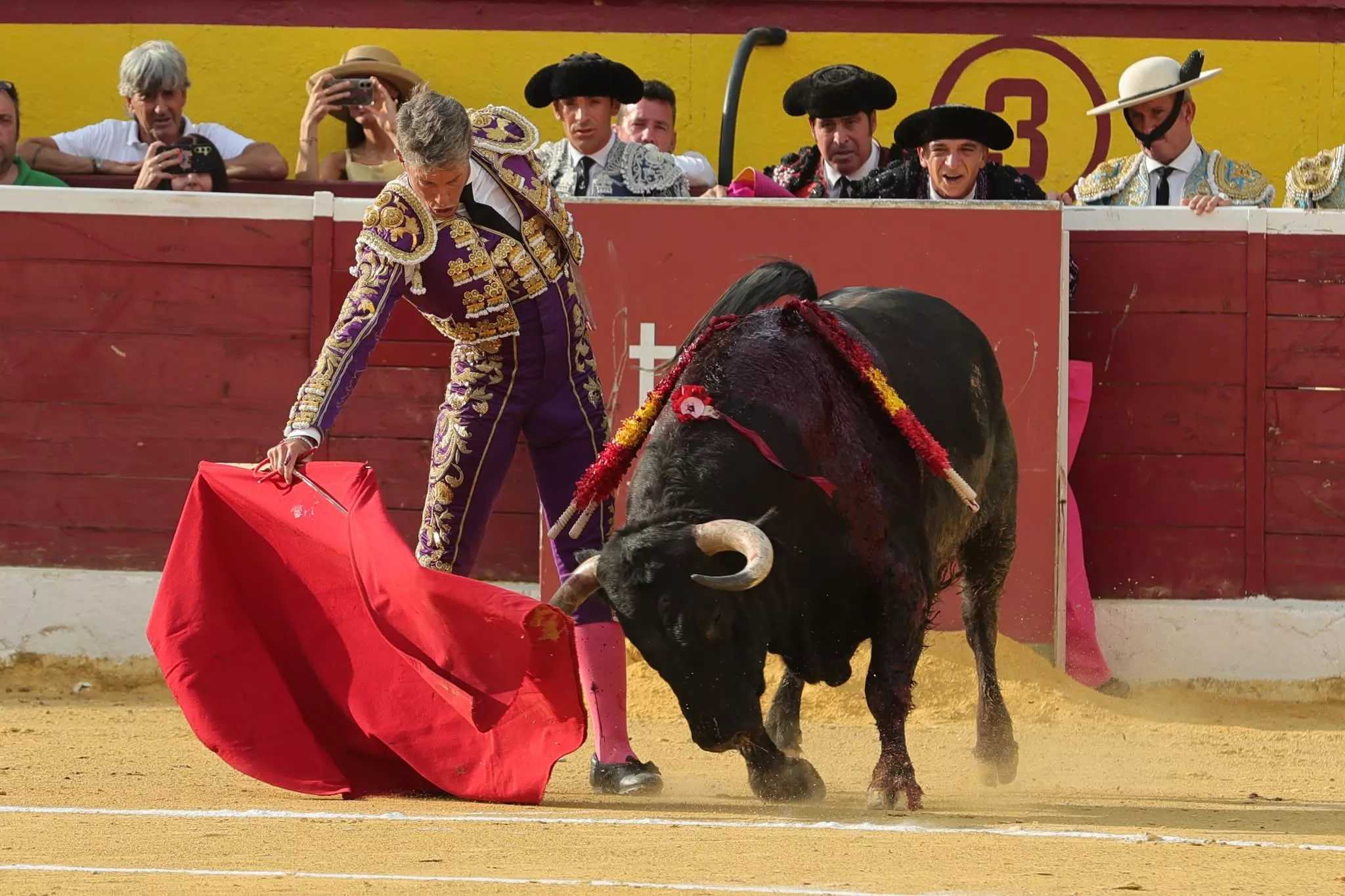 C6A04ED7 E5EB 47CC 8548 F1817BCD4FE7