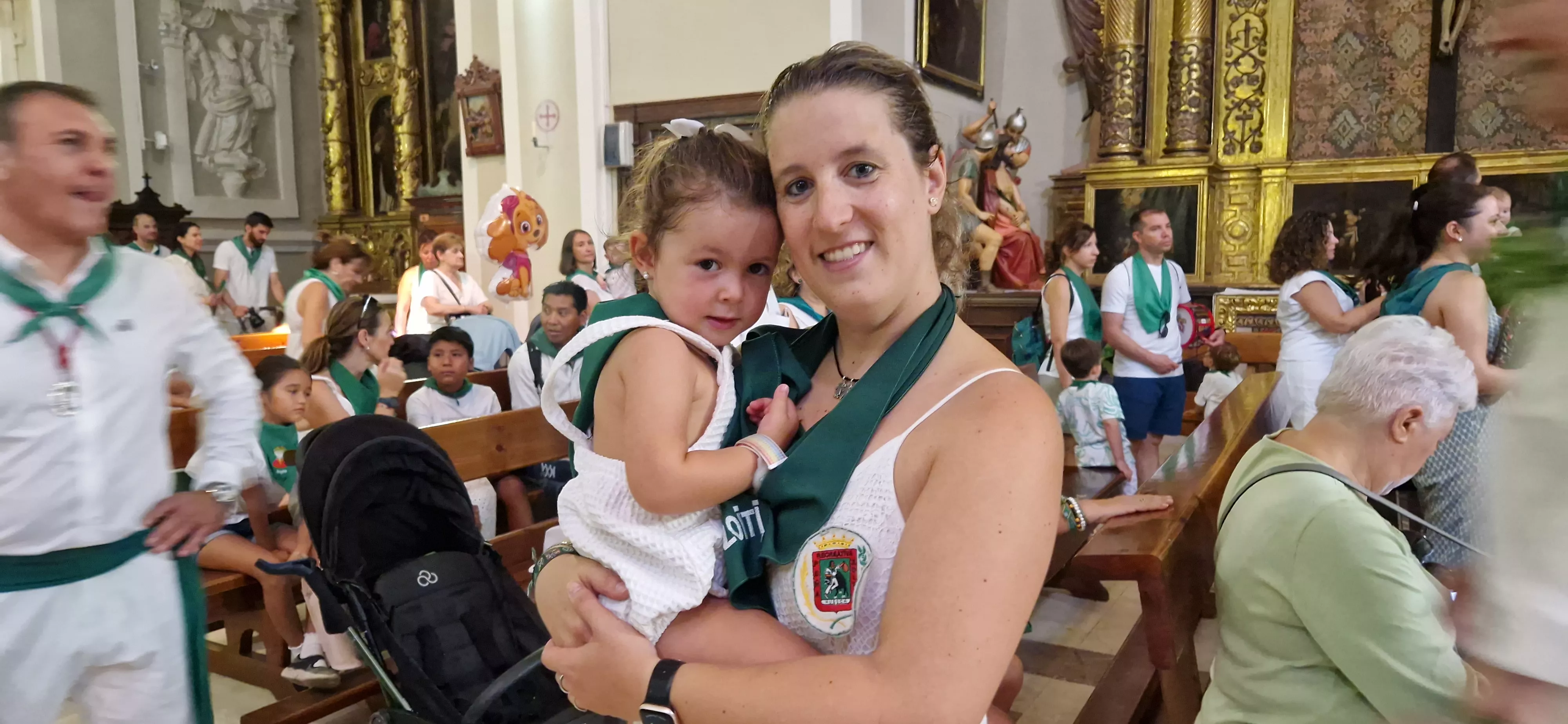 Presentación de niñas y niños a San Lorenzo. Foto Myriam Martínez