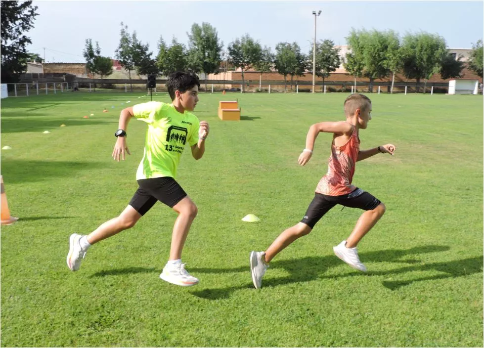 Carrera de niños de 10  y 11 años