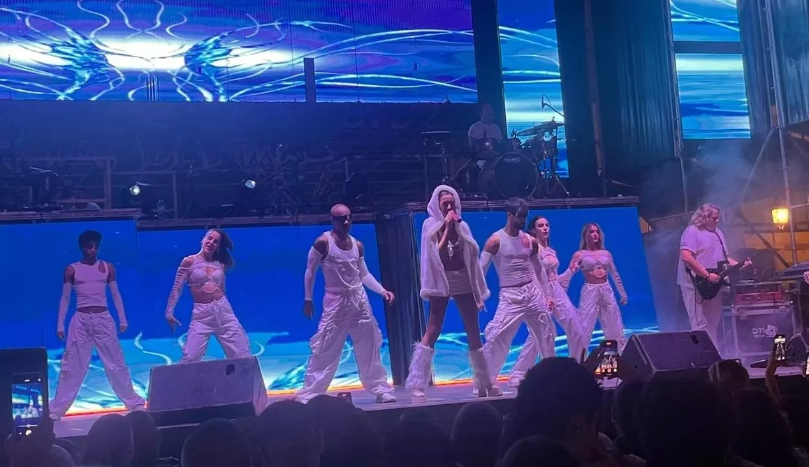 Actuación de la orquesta Nueva Alaska en las fiestas de San Lorenzo.