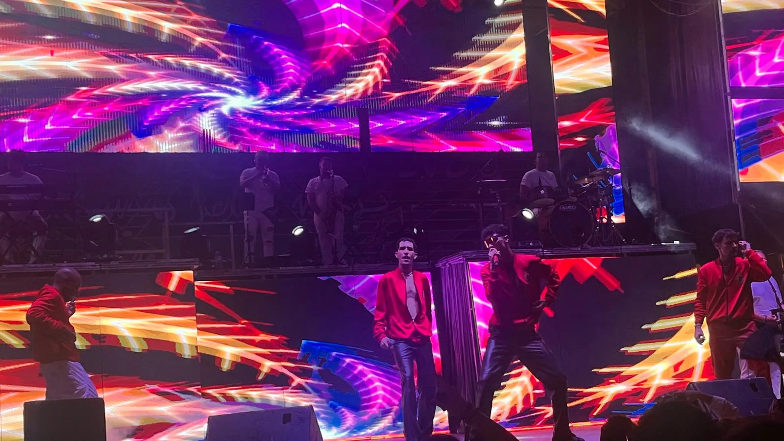 Actuación de la orquesta Nueva Alaska en las fiestas de San Lorenzo.