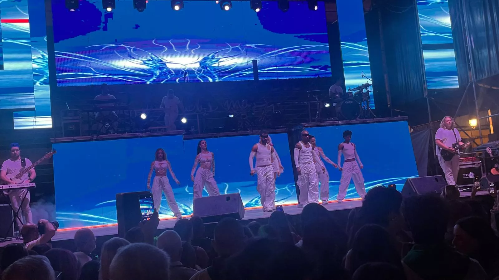 Actuación de la orquesta Nueva Alaska en las fiestas de San Lorenzo.