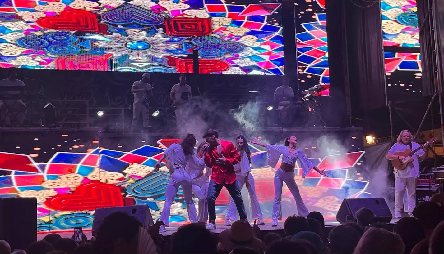 Actuación de la orquesta Nueva Alaska en las fiestas de San Lorenzo.