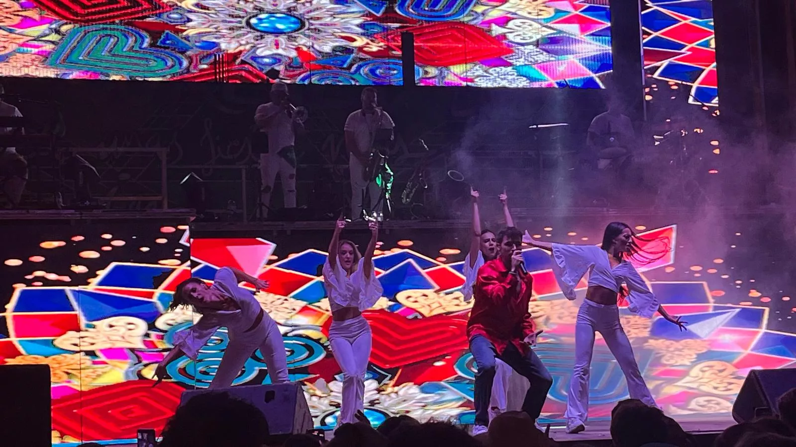 Actuación de la orquesta Nueva Alaska en las fiestas de San Lorenzo.