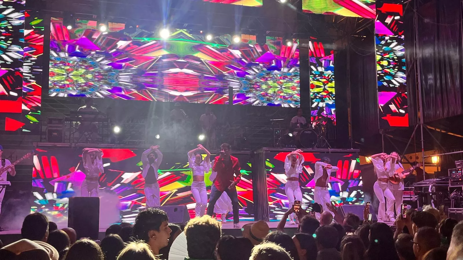 Actuación de la orquesta Nueva Alaska en las fiestas de San Lorenzo.