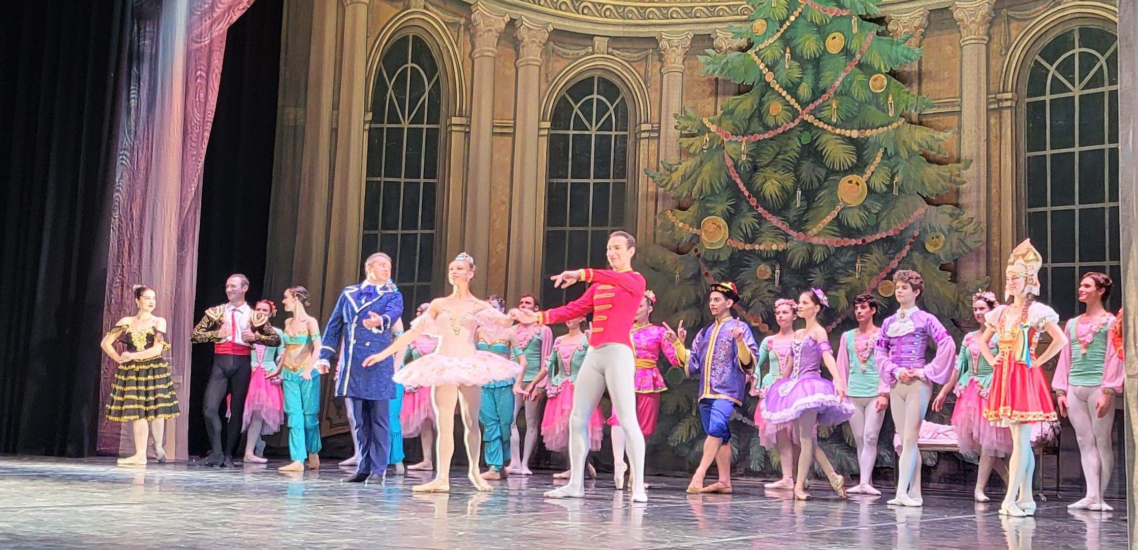 Imágenes del espectáculo del Cascanueces, a cargo del Ballet Clásico de Ucrania 