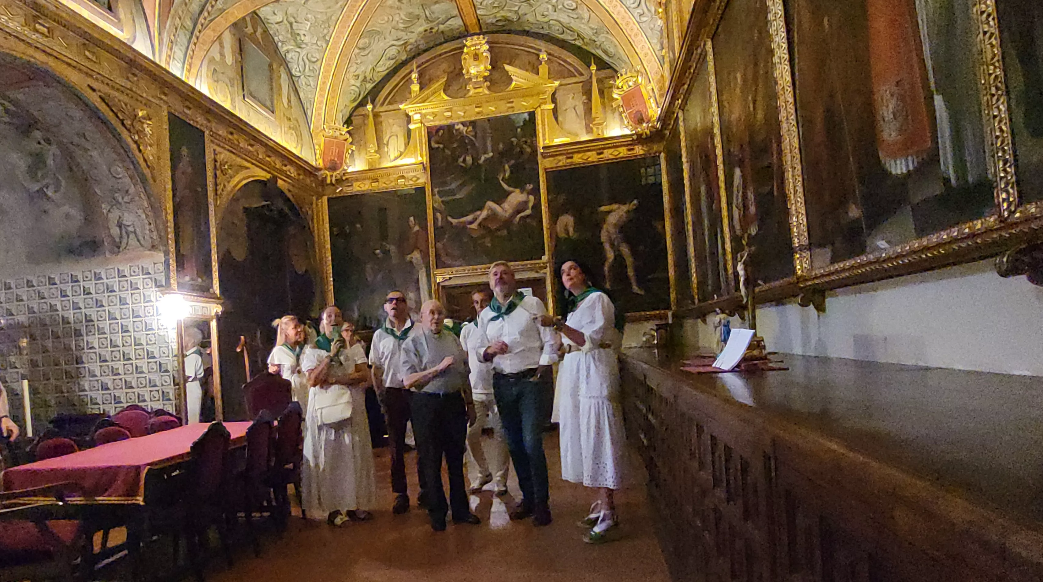 Visita del presidente Jorge Azcón a las fiestas de San Lorenzo. Foto Mercedes Manterola