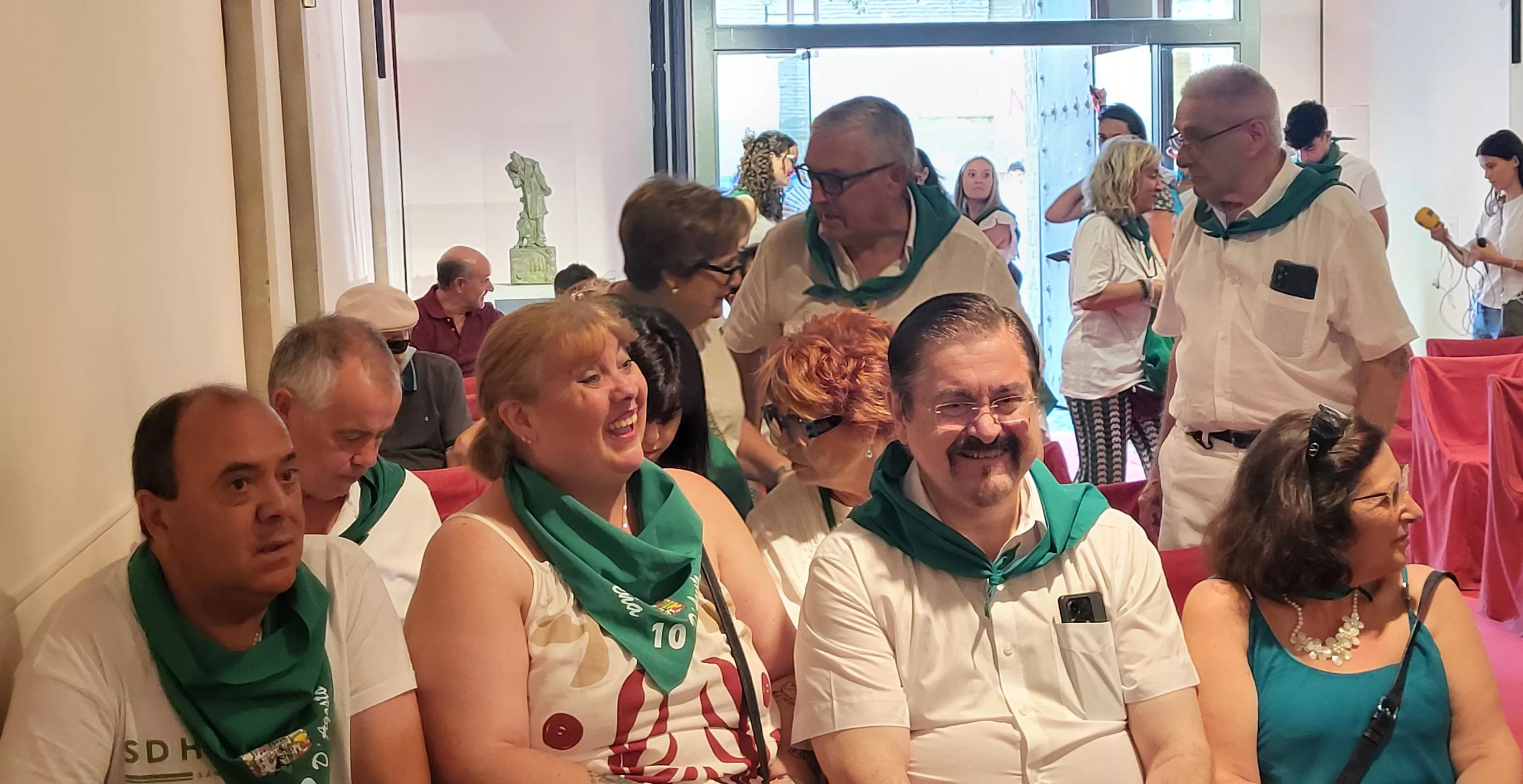 Acto laurentino de reconocimiento a los oscenses en el exterior. Foto Mercedes Manterola