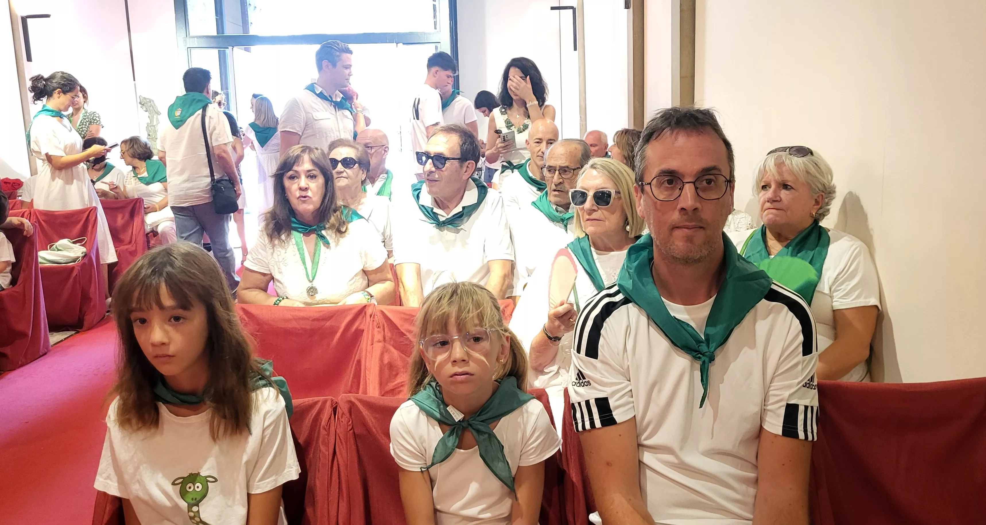 Acto laurentino de reconocimiento a los oscenses en el exterior. Foto Mercedes Manterola